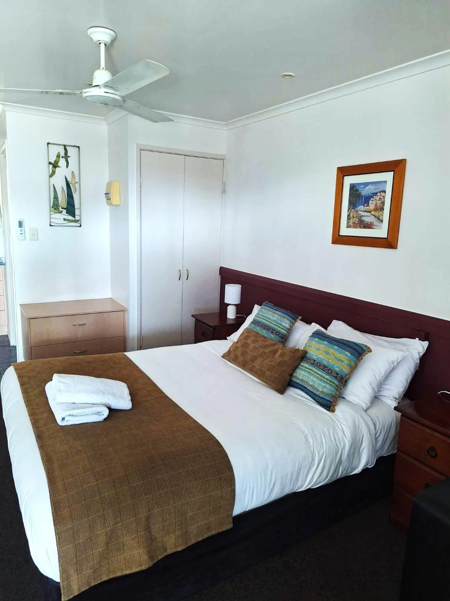 Bed in Central Studio Accommodation