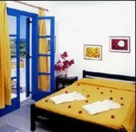 Day, Bed in Sunny Beach Studios