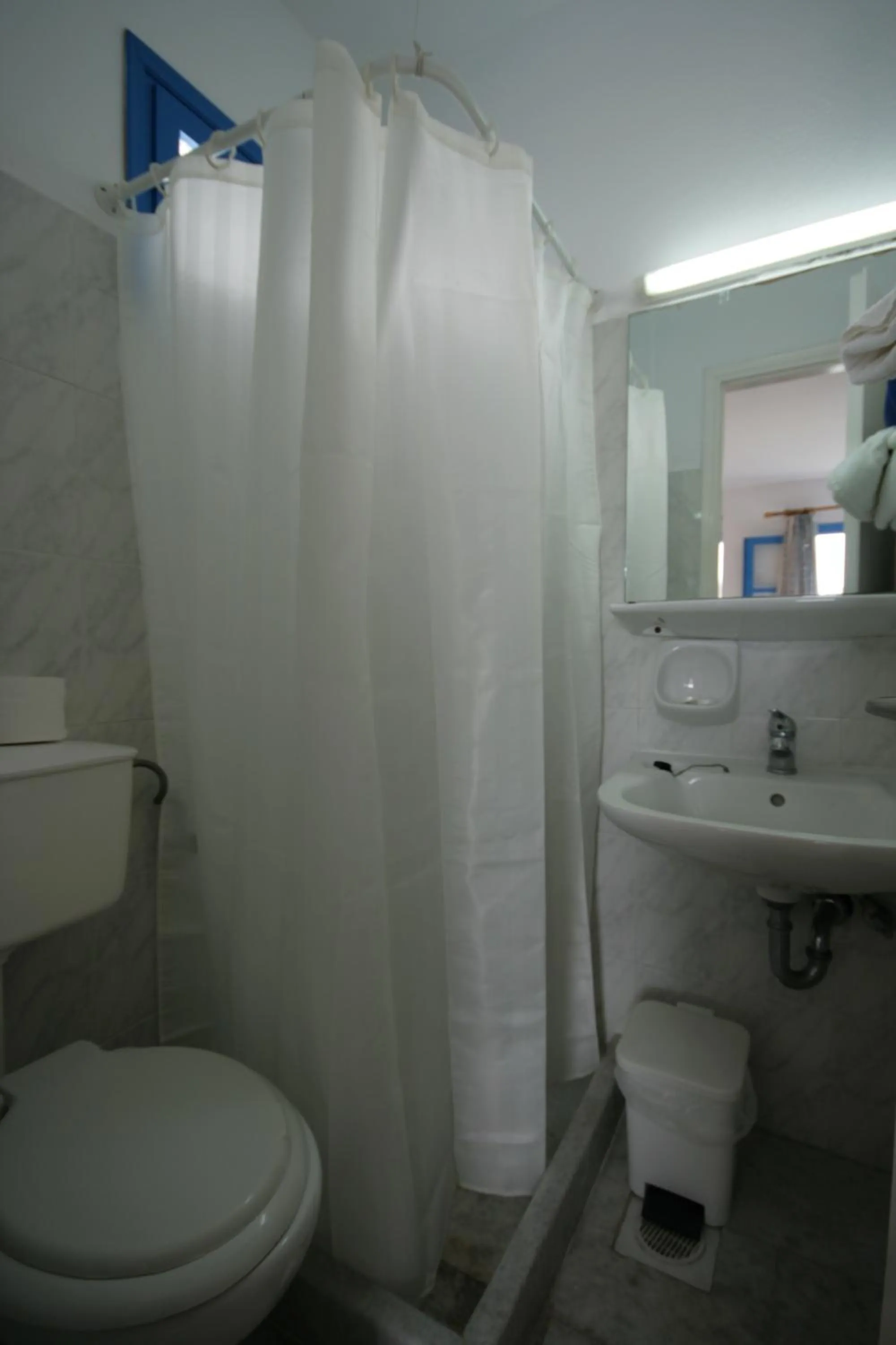 Shower in Sunny Beach Studios