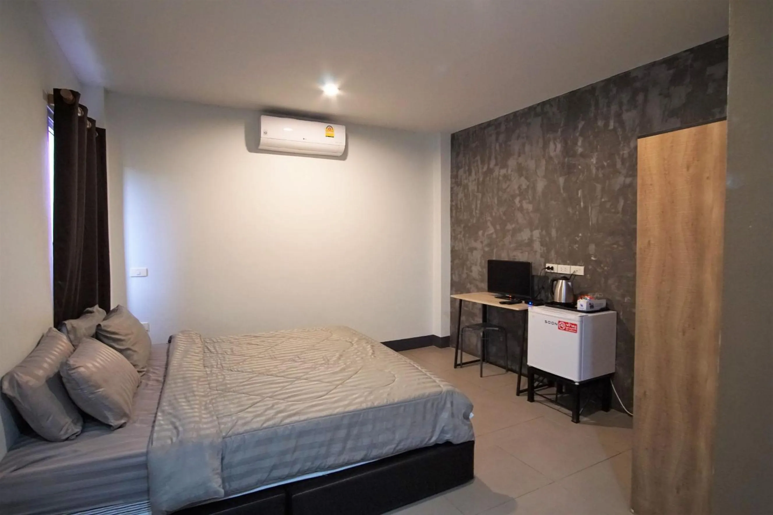 Photo of the whole room, Bed in Maerim Villa&Pool