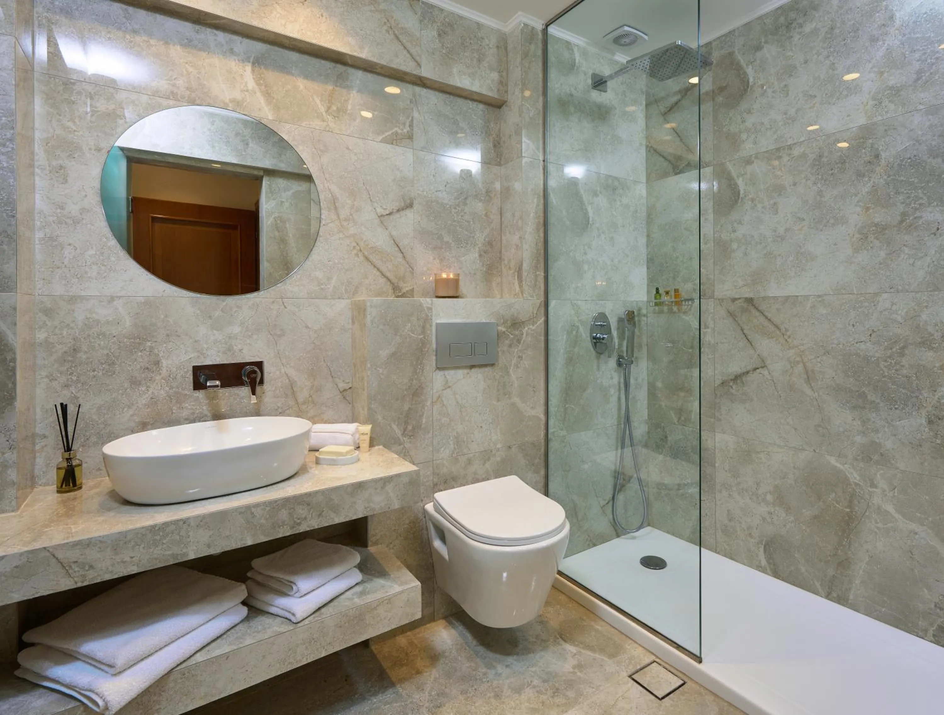 Shower in Filippos Hotel