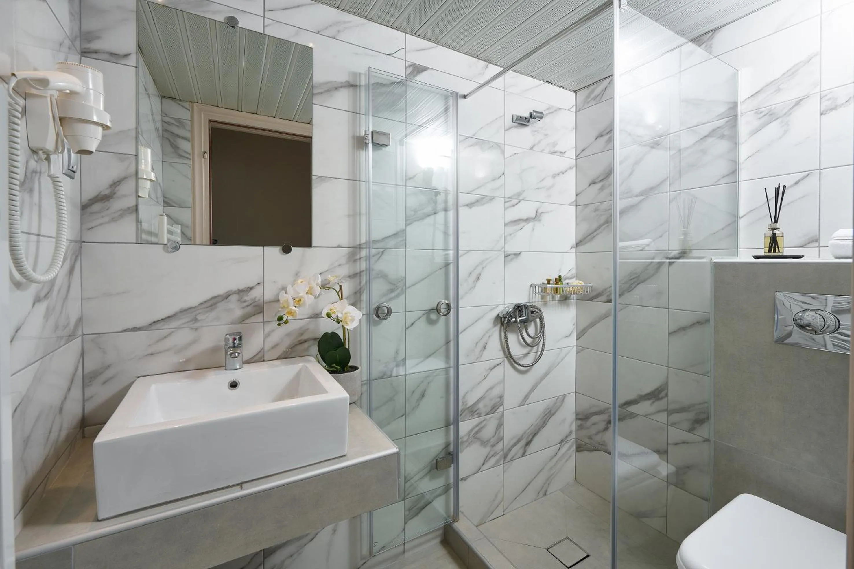 Shower in Filippos Hotel