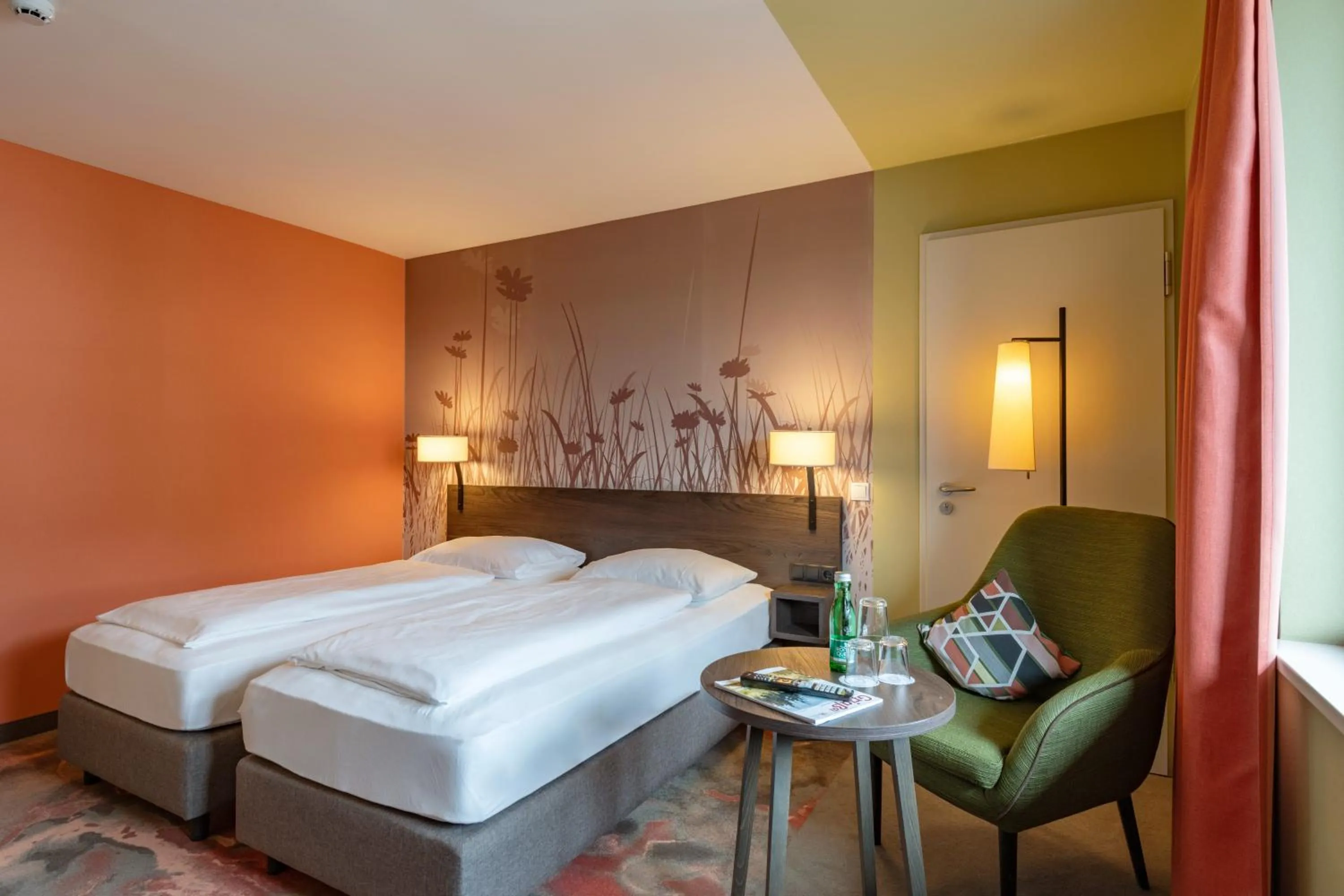 Photo of the whole room, Bed in Hwest Hotel