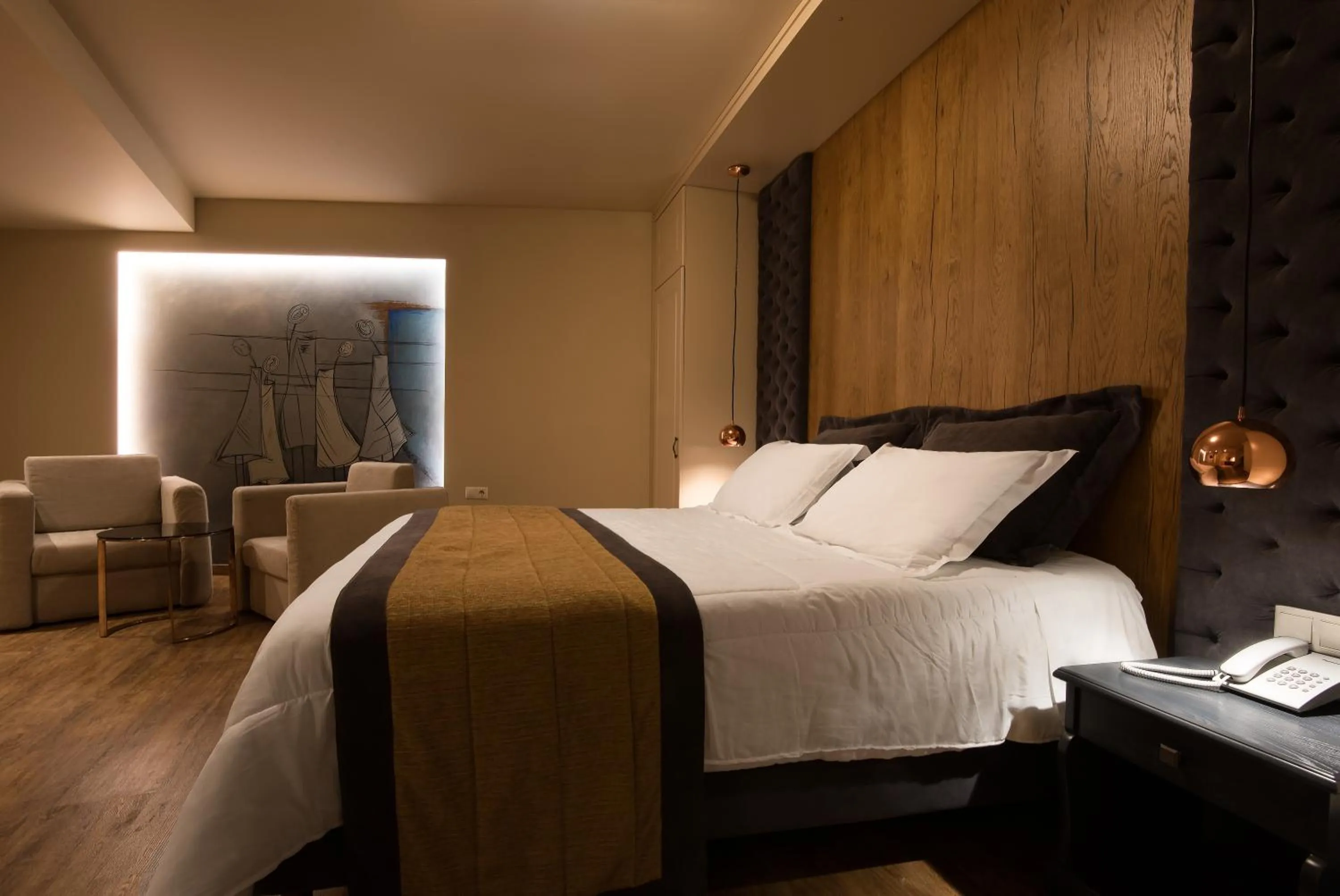 Bedroom, Bed in Kentrikon Hotel