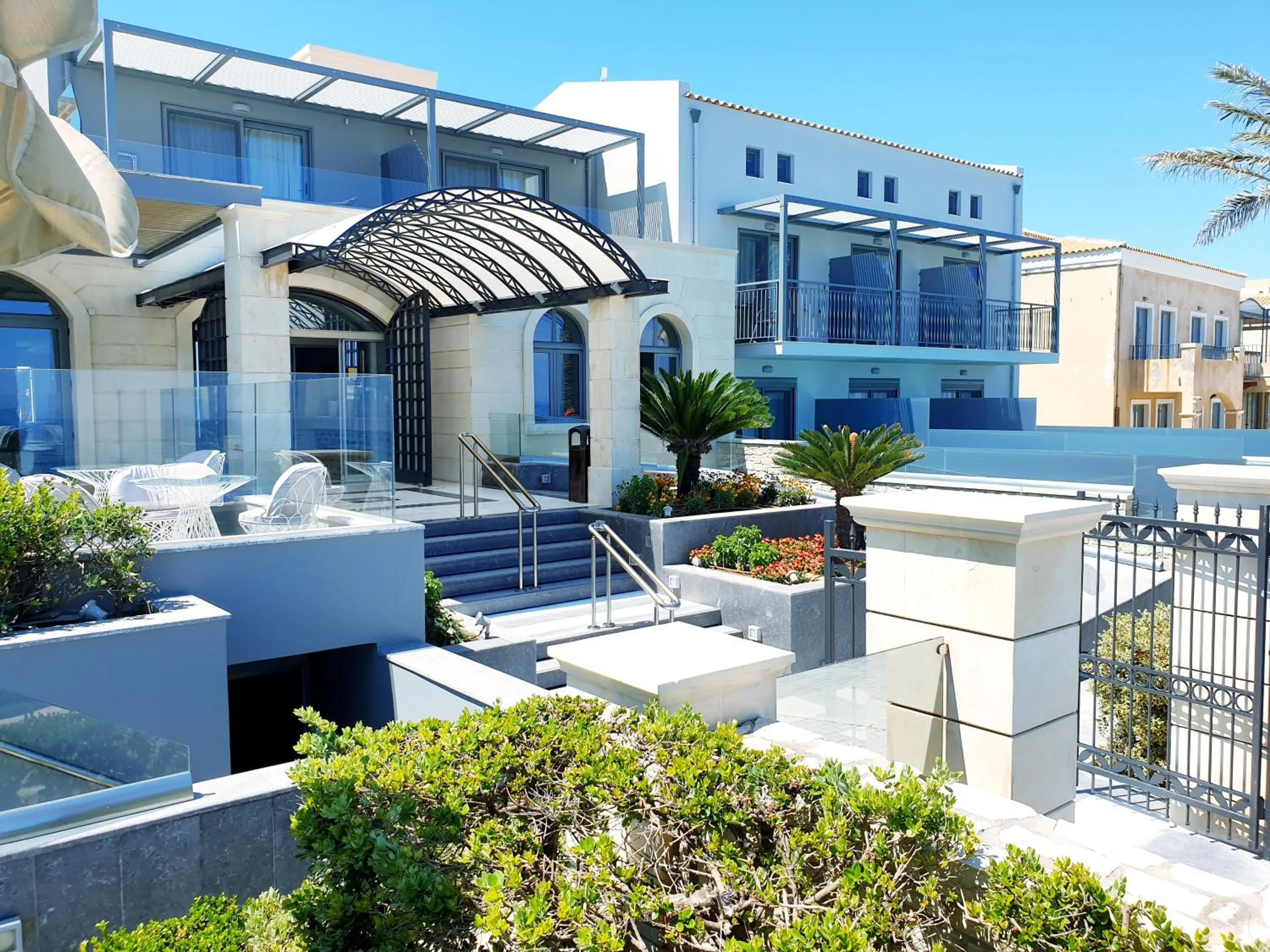 Property building in Aegean Pearl