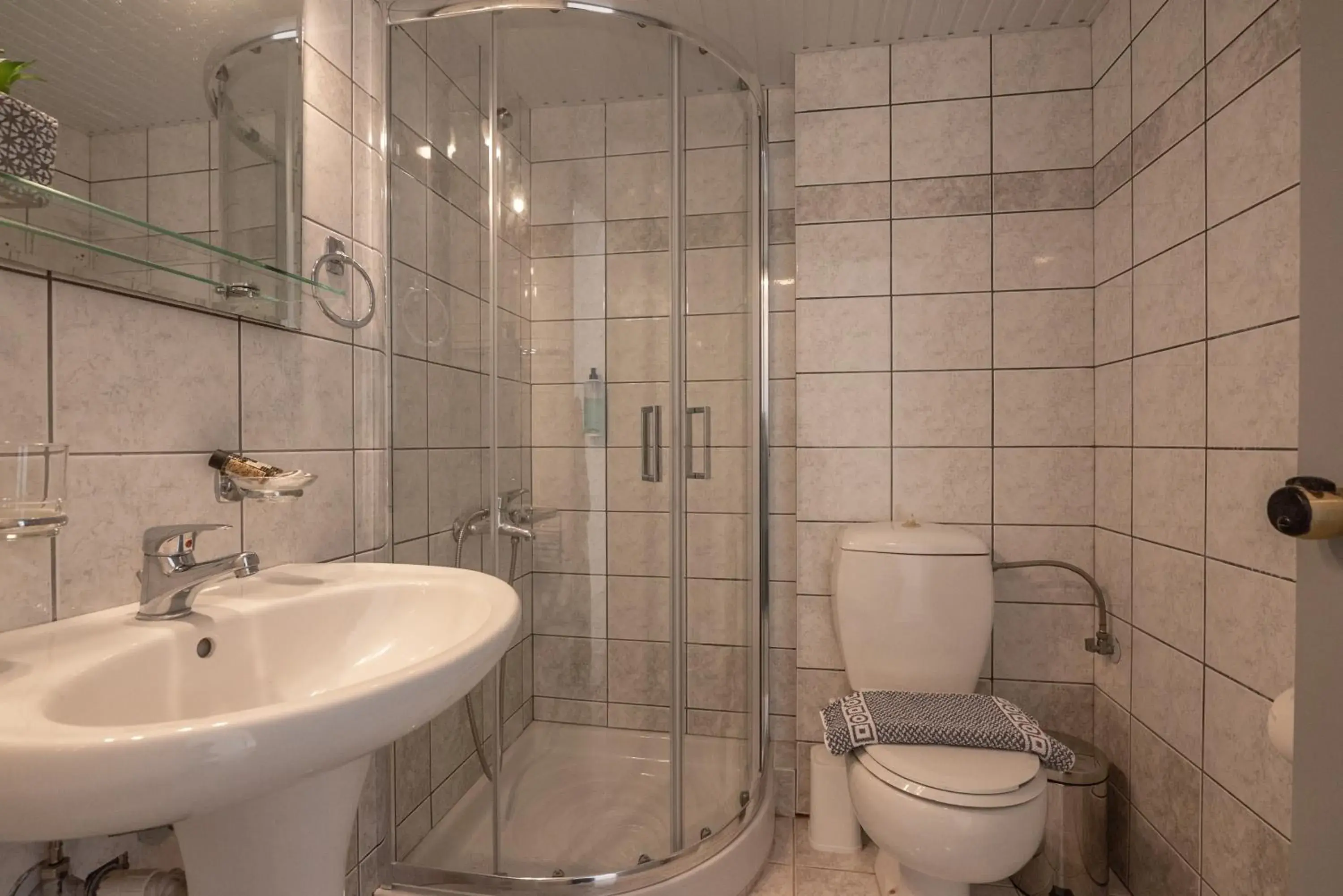 Budget Double Room in Galini Beach Hotel Budget Double Room in Galini Beach Hotel