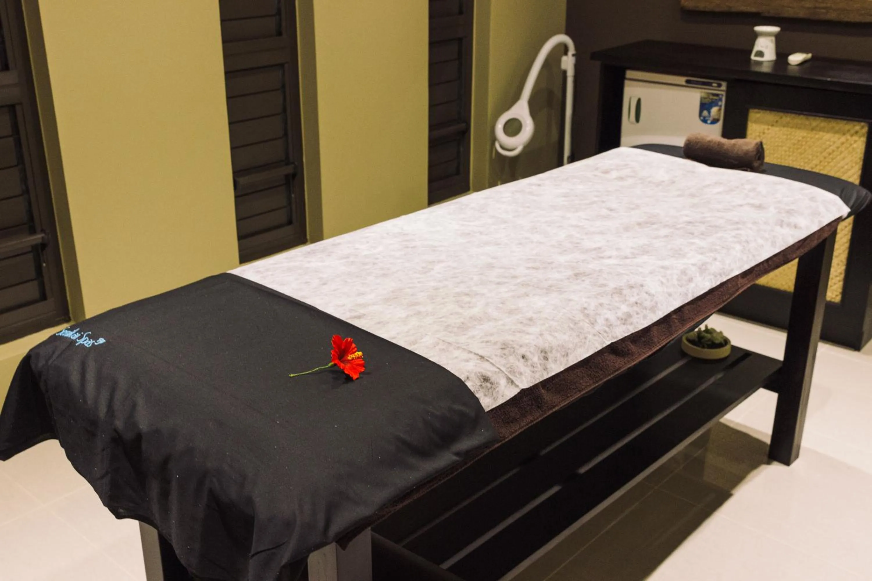 Massage in Ramada Suites by Wyndham Wailoaloa Beach Fiji