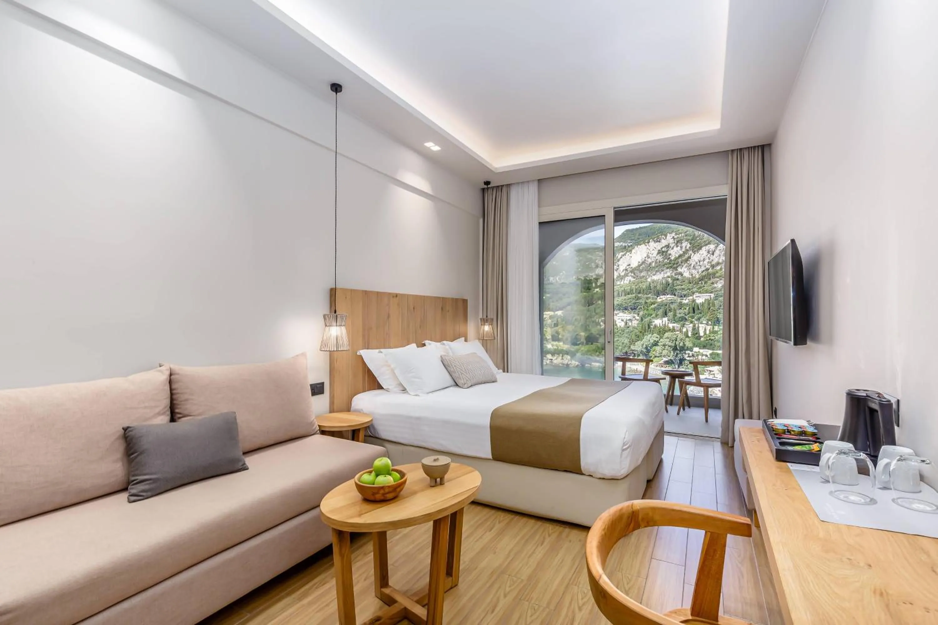 TV and multimedia in Akrotiri Beach Resort & Spa - Adult Friendly