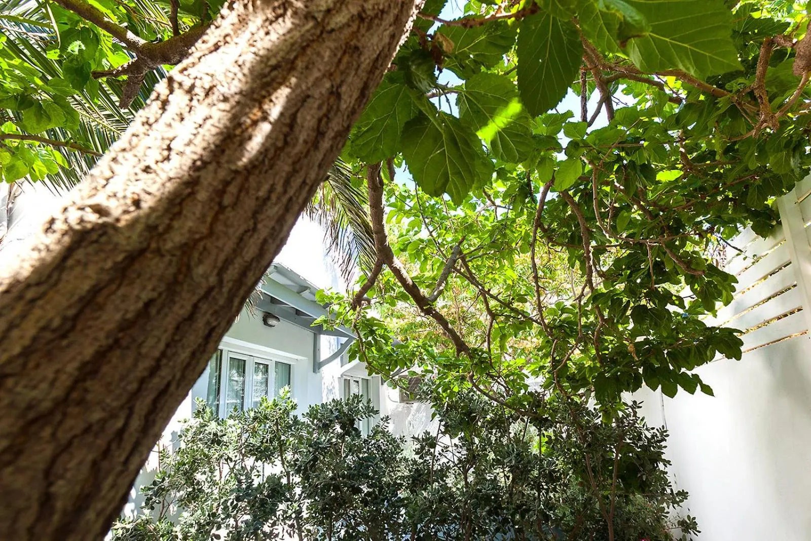 Memories Beach Hotel