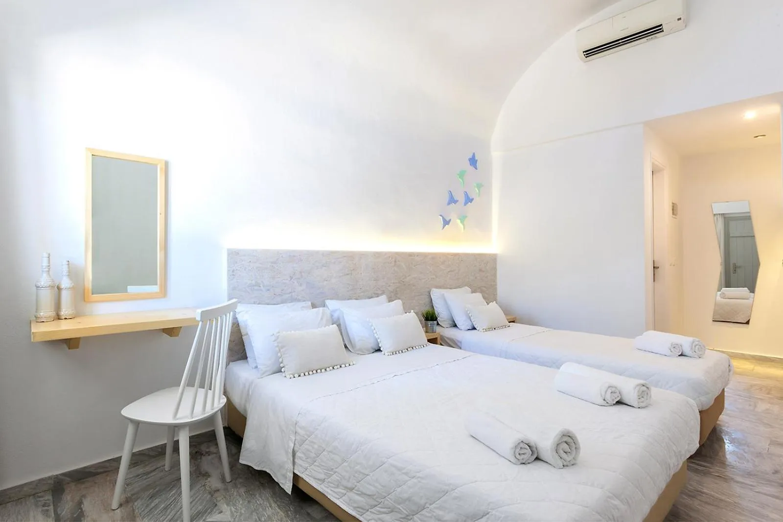 Bed in Memories Beach Hotel