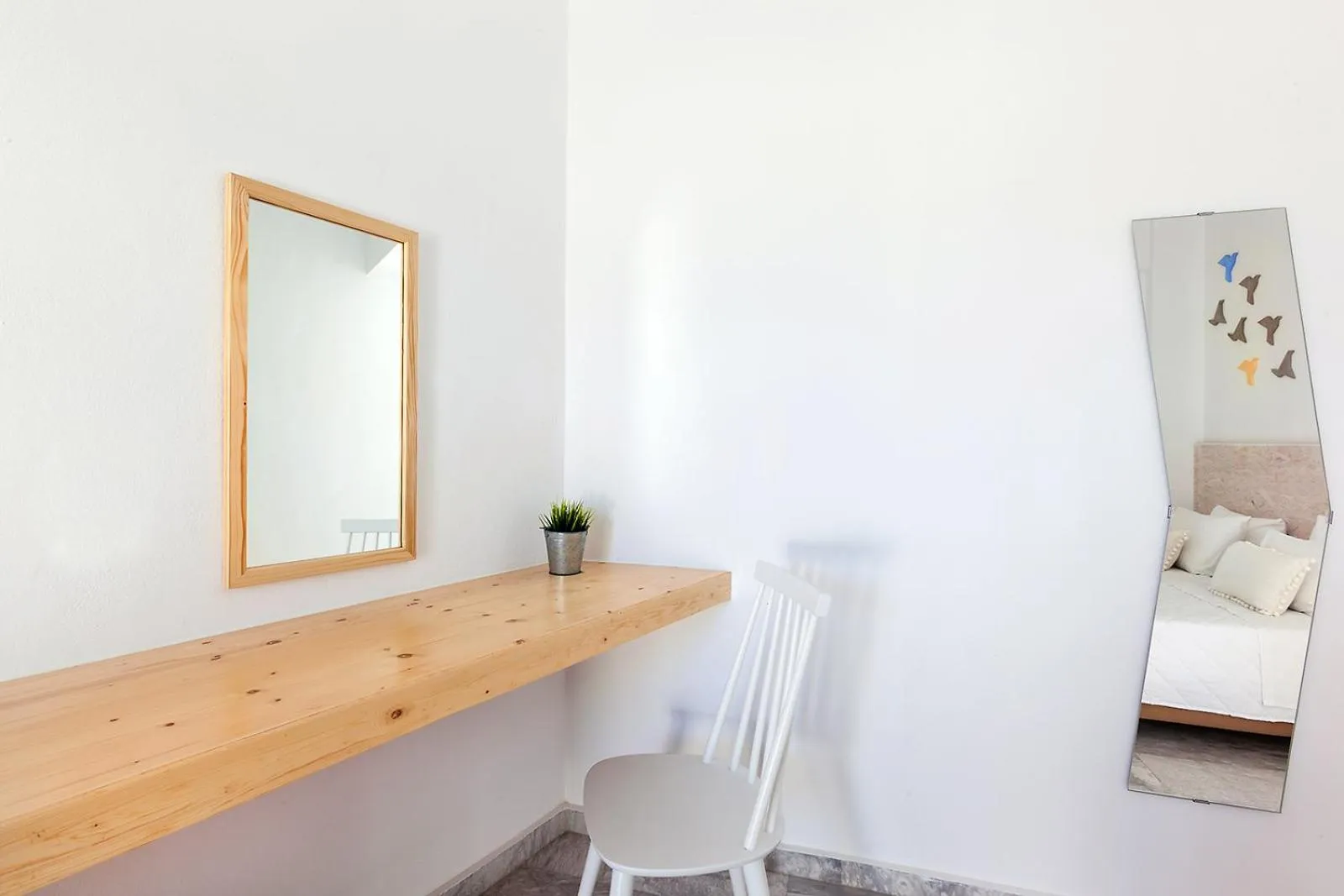 Bed in Memories Beach Hotel