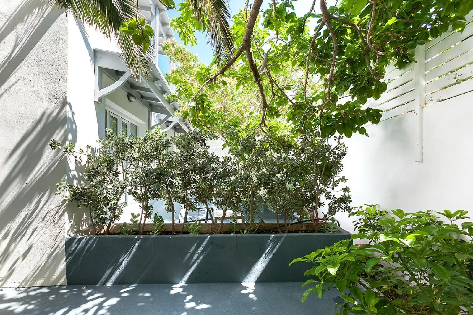 Memories Beach Hotel