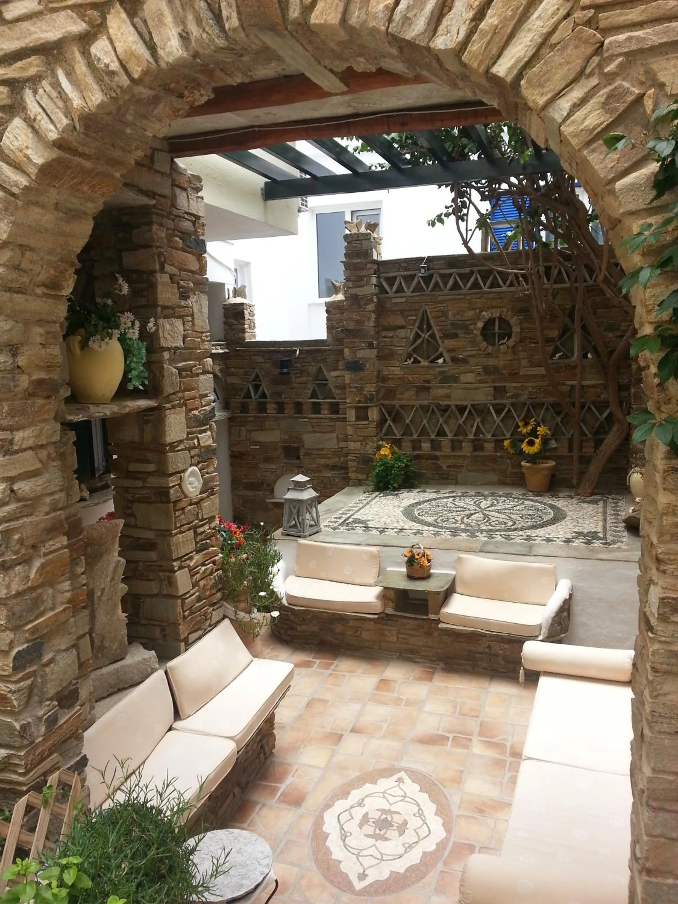 Patio in Voreades