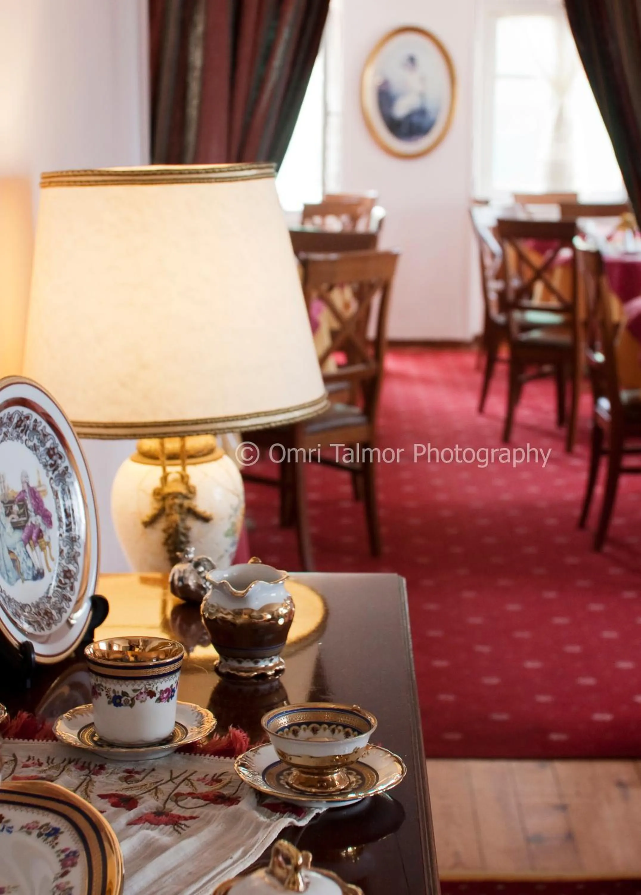 Communal lounge/ TV room in Konstantinoupolis