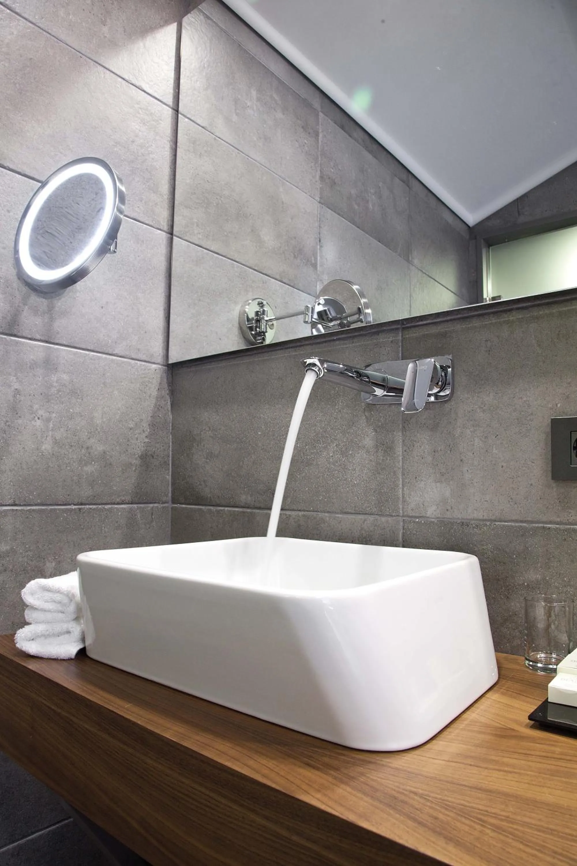 Bathroom in Casa Bianca Hotel