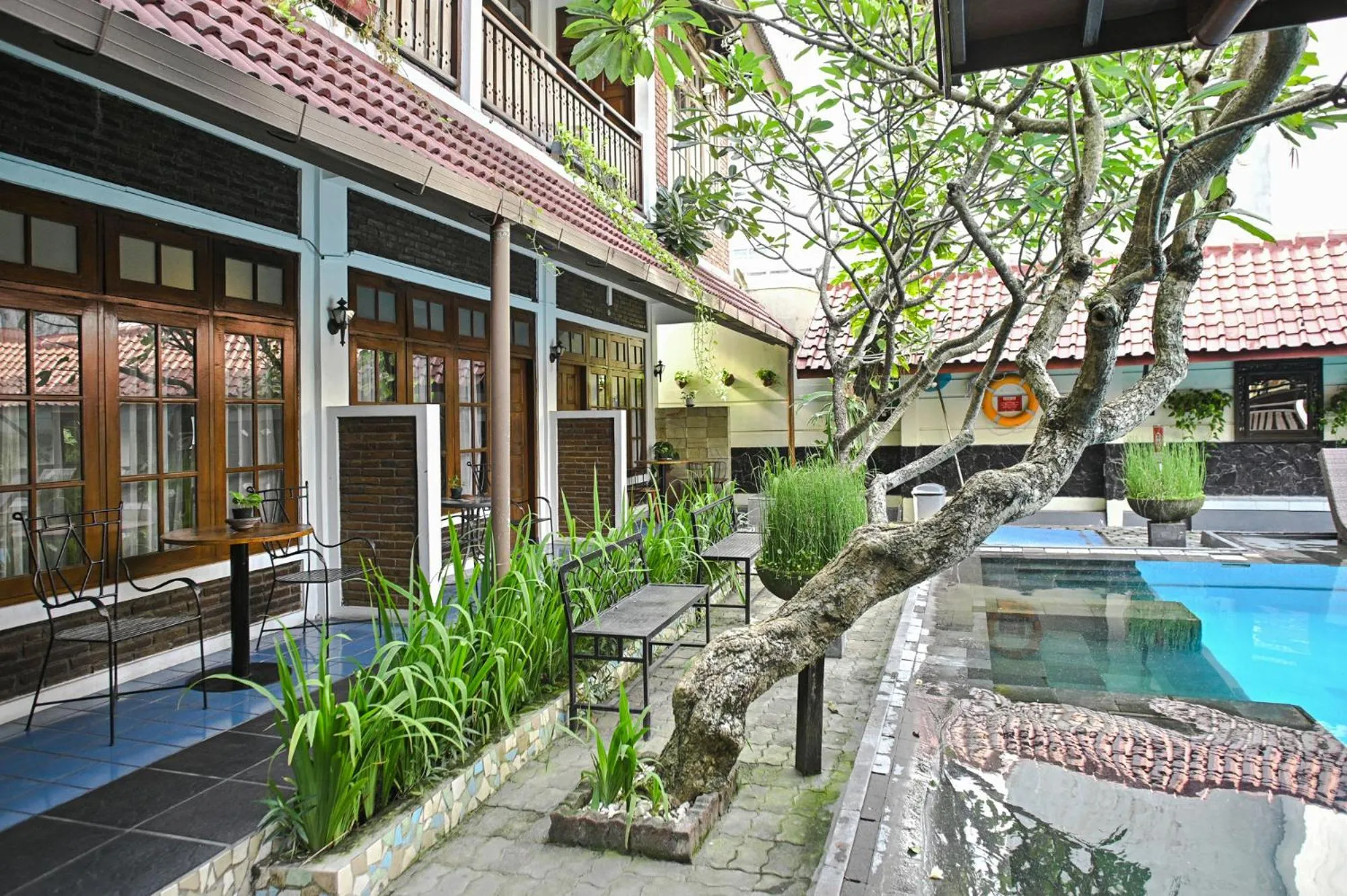 Balcony/Terrace in Paku Mas Hotel