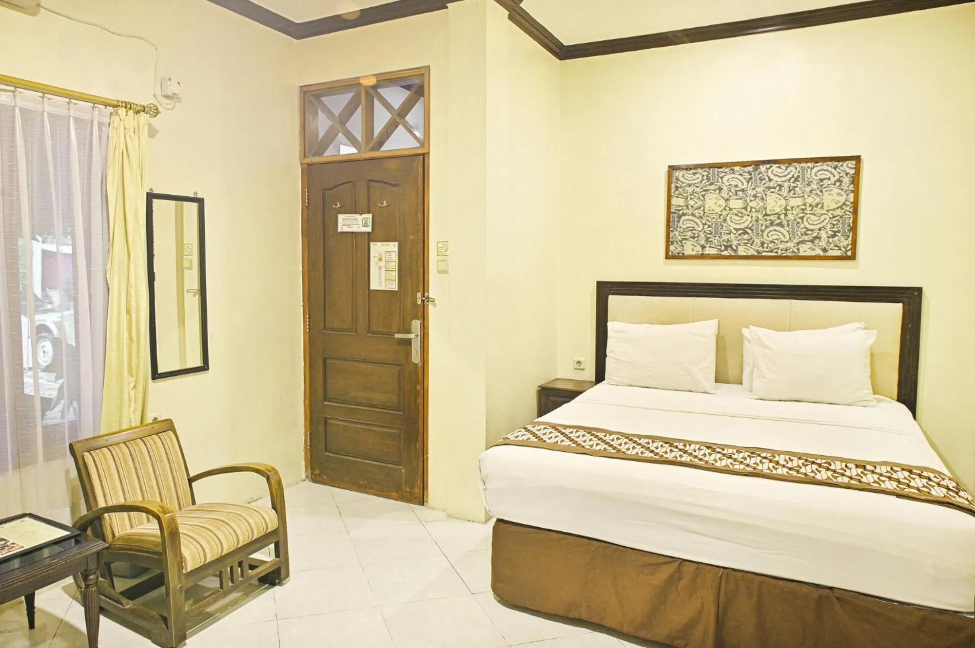 Bed in Paku Mas Hotel