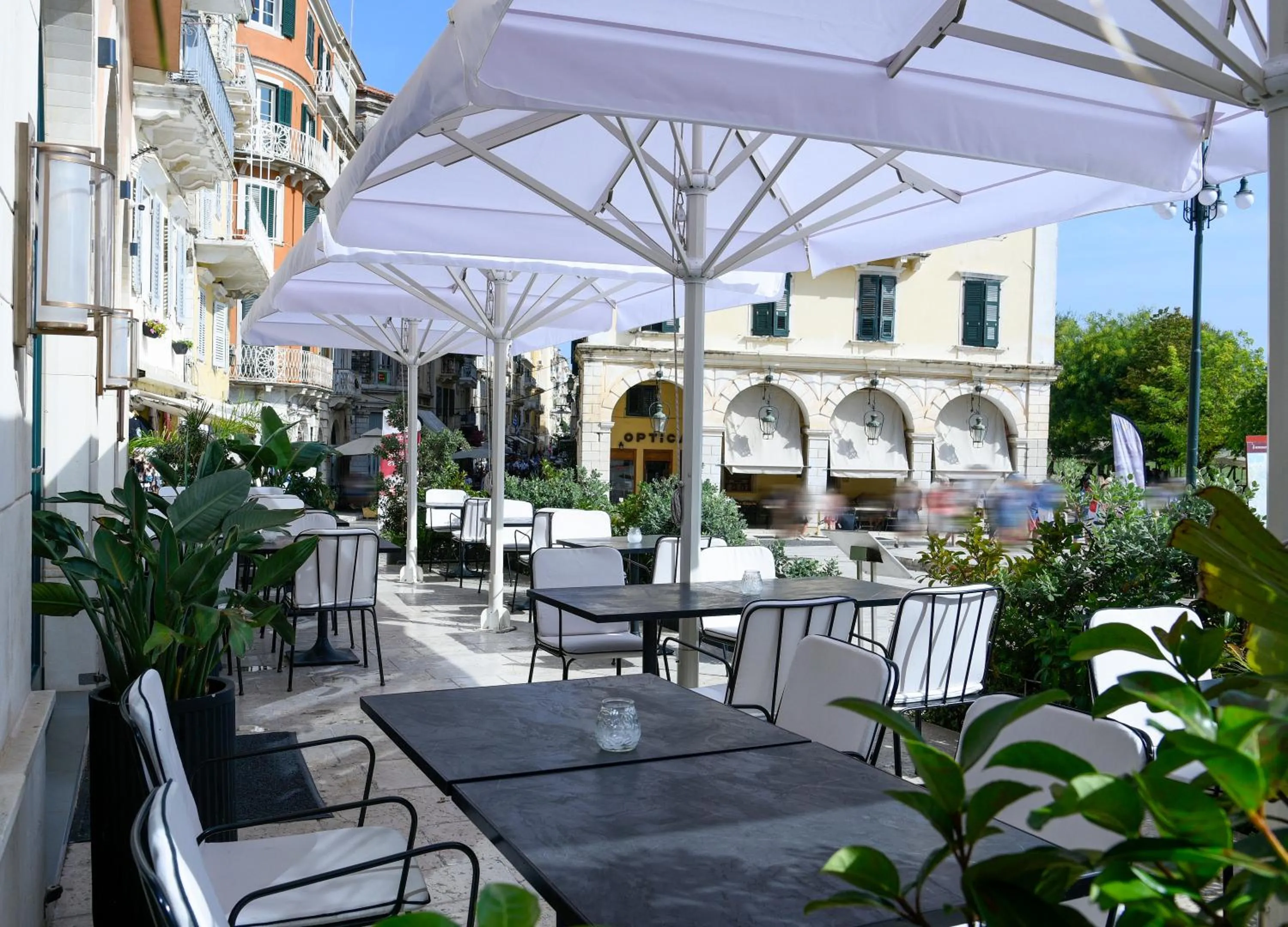 Restaurant/places to eat in Arcadion Hotel