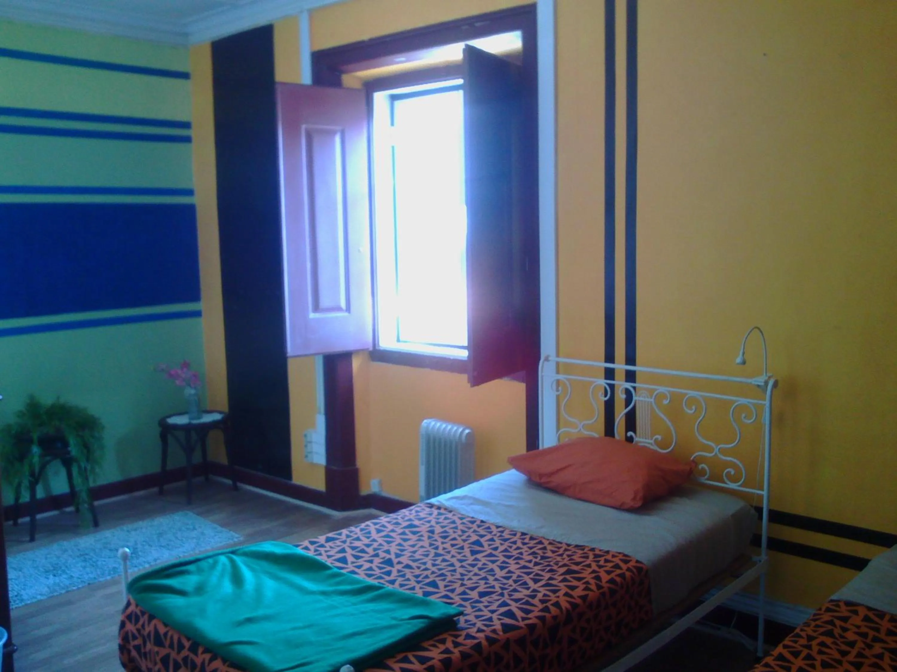Photo of the whole room, Bed in Good Mood Hostel