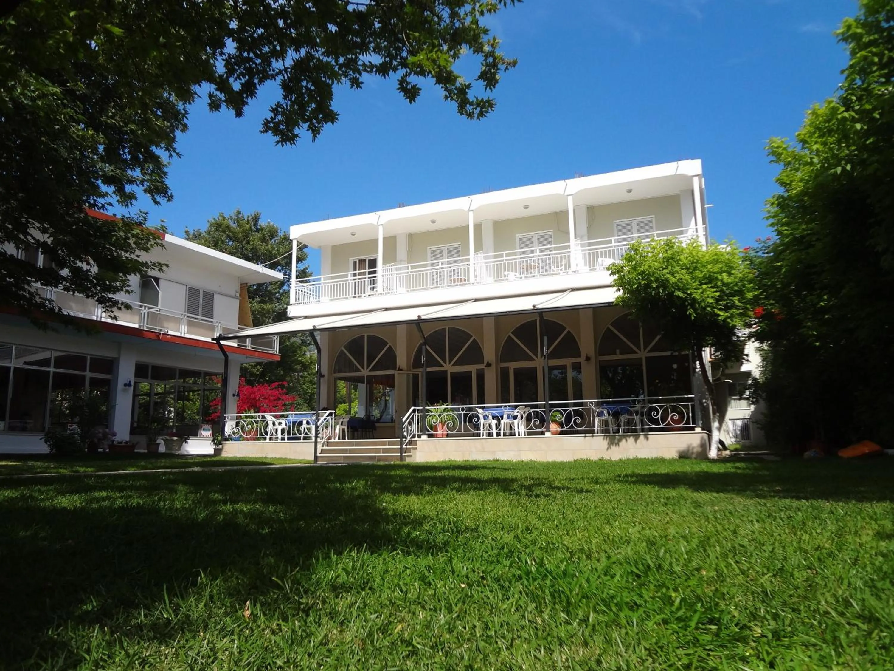 Facade/entrance in Avra Beach Hotel