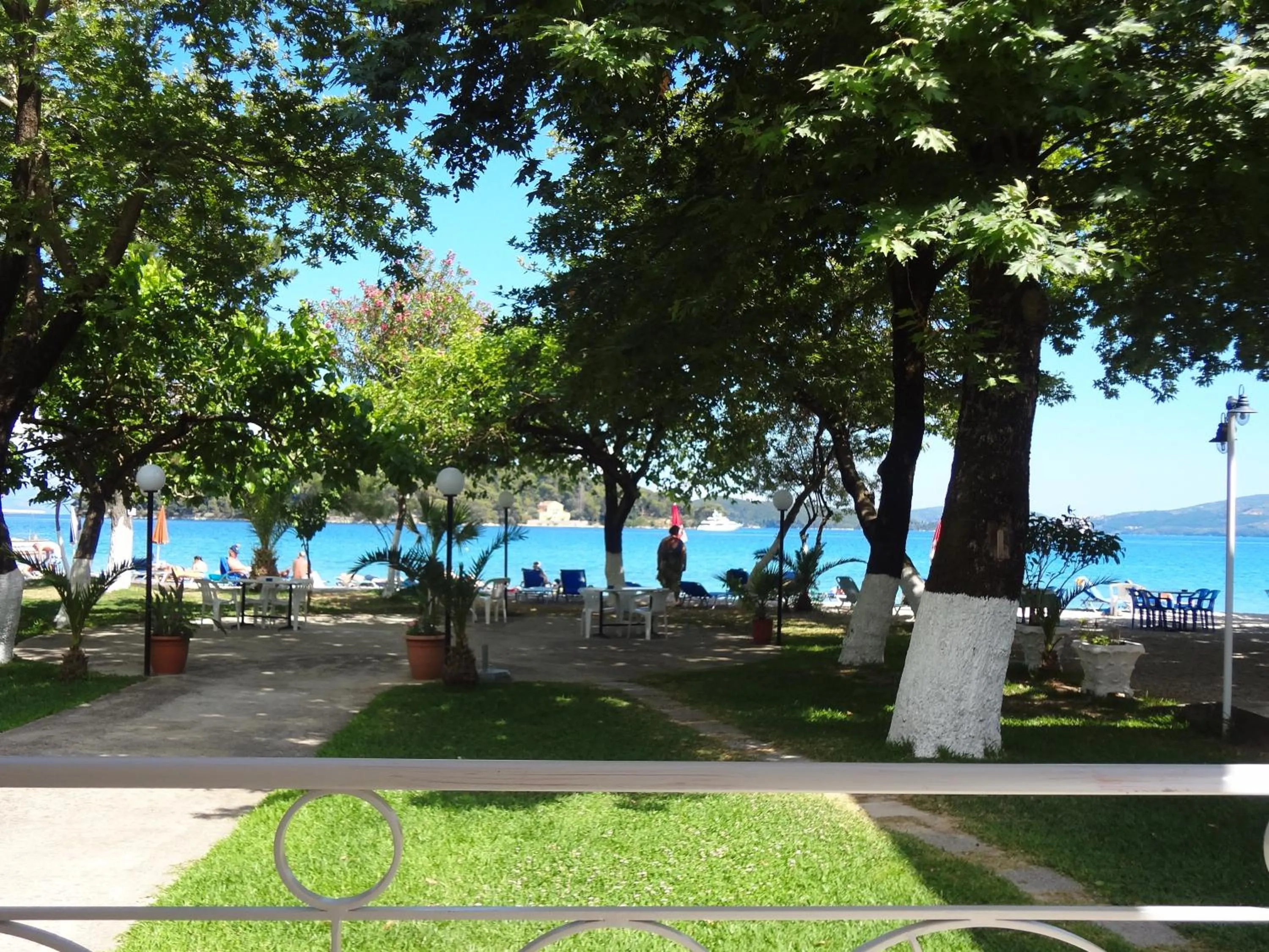 Garden in Avra Beach Hotel