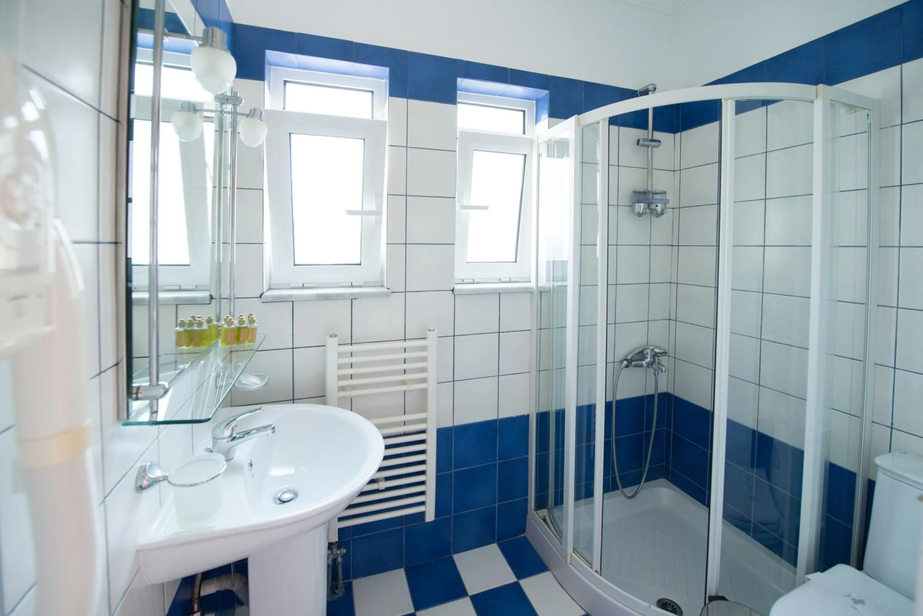 Day in Summertime Inn