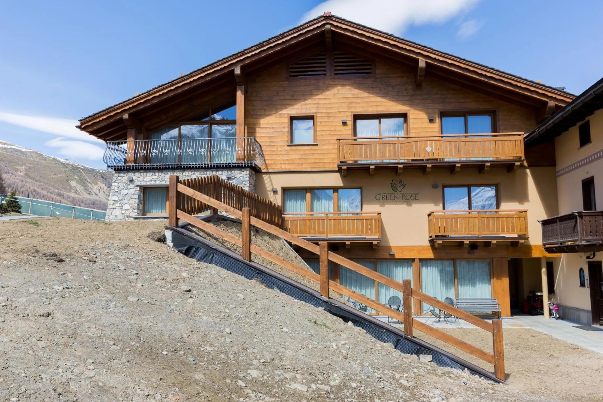 Property building in Green Rose