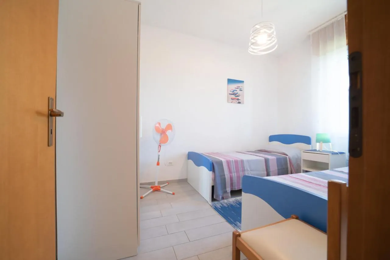 Photo of the whole room, Bed in Azzurro lido adriano vista mare