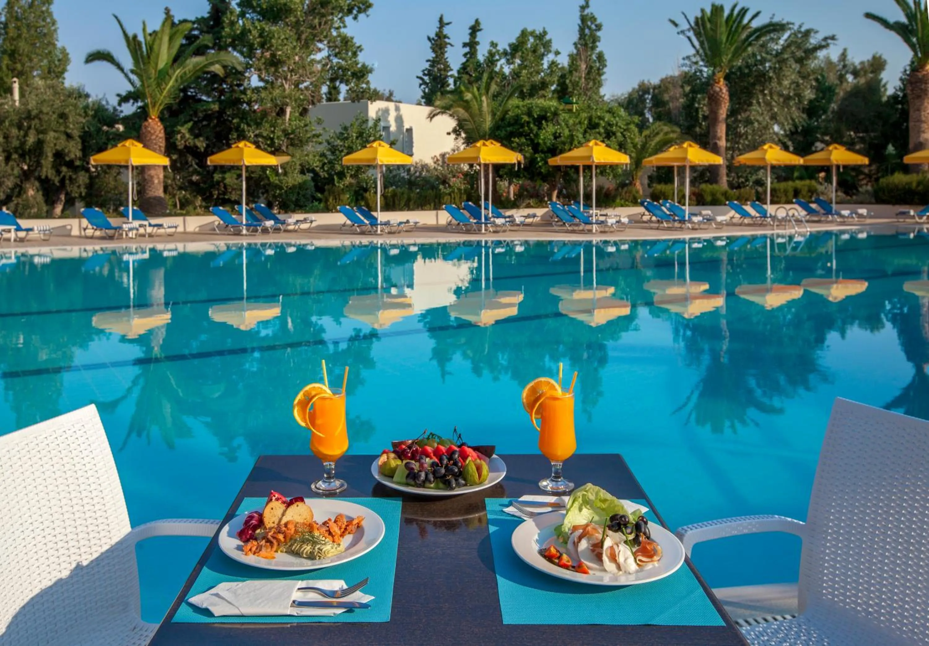 Restaurant/places to eat in Kipriotis Hippocrates Hotel
