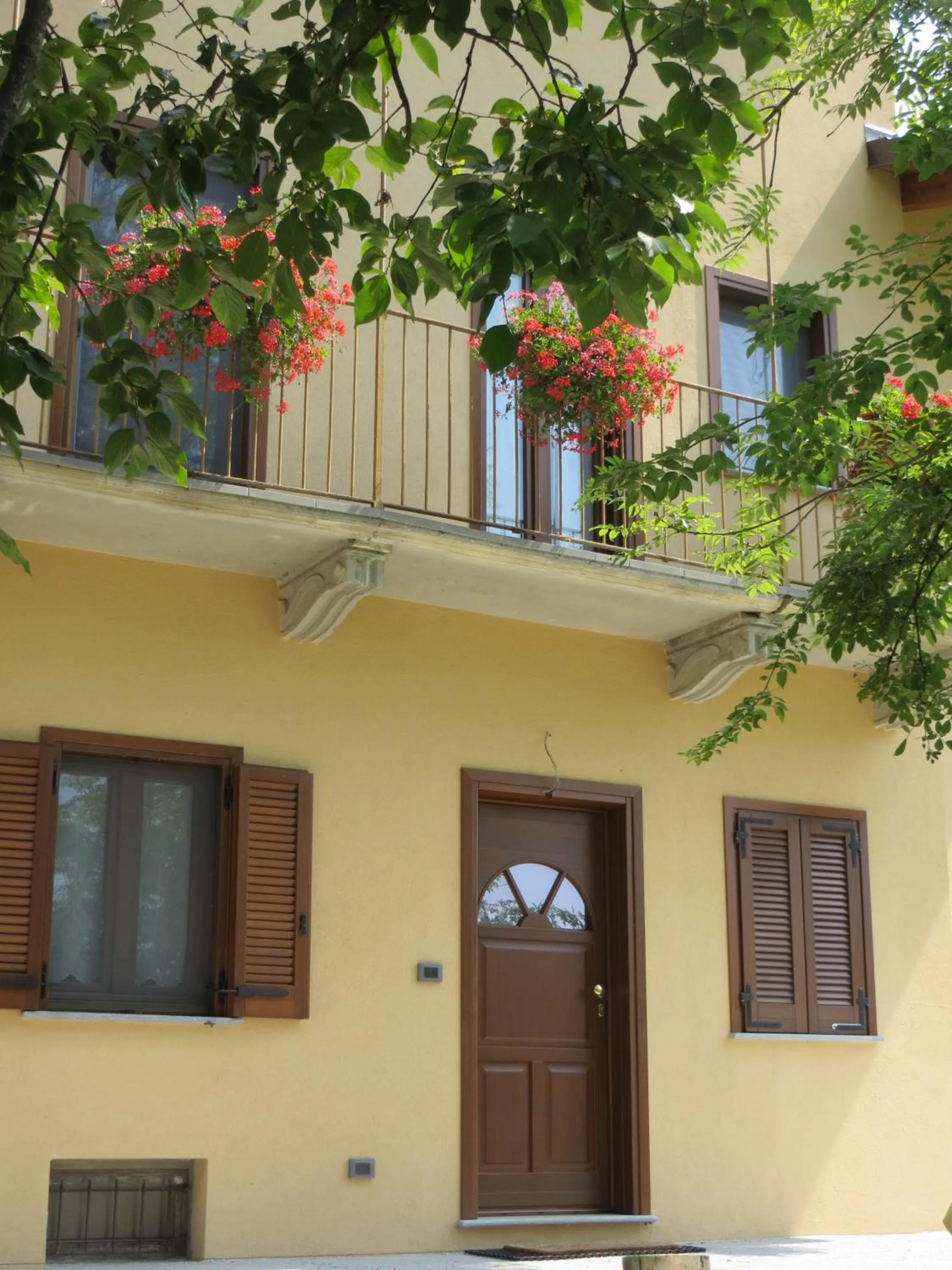Property building in La Bella Dormiente B&B