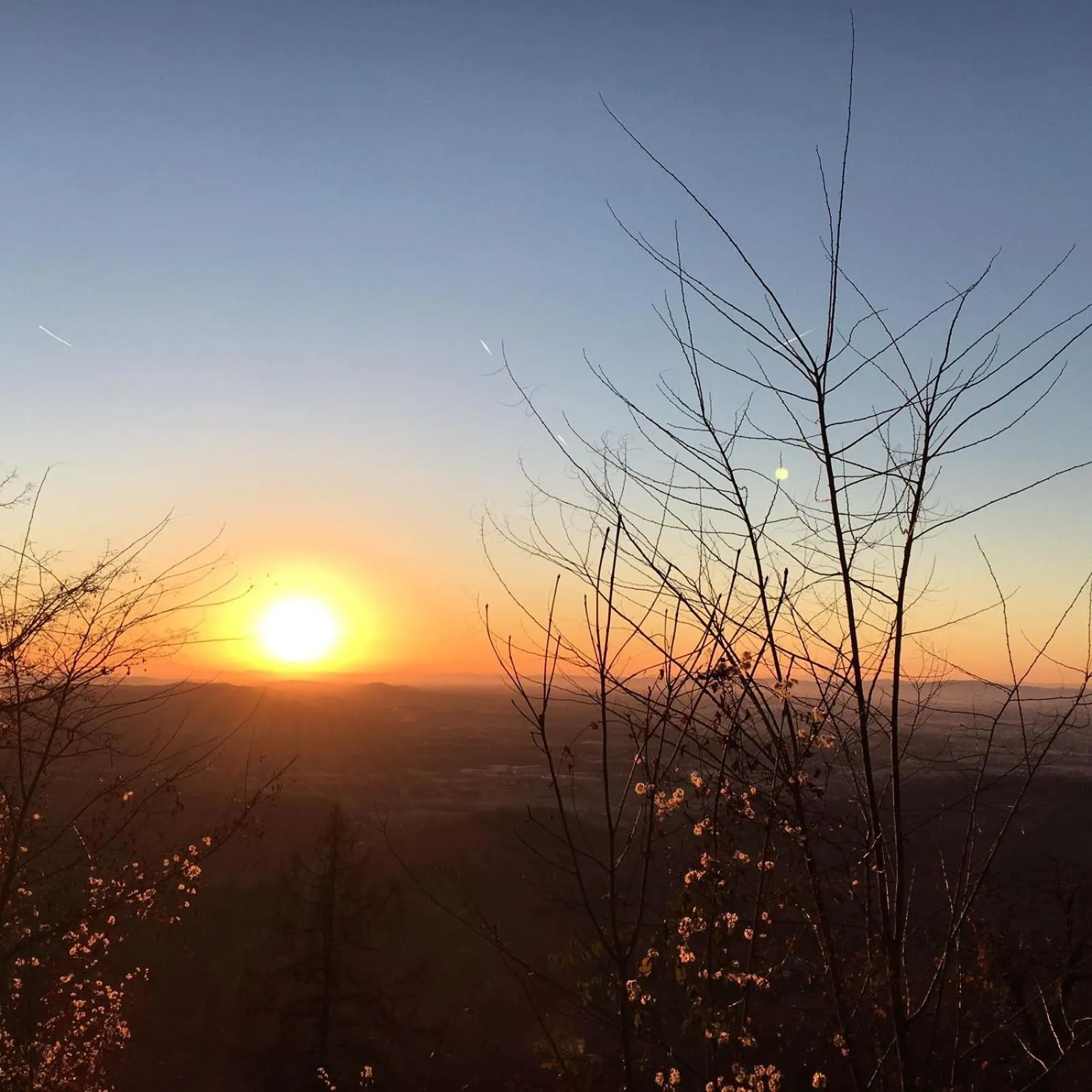 Sunrise in La Bella Dormiente B&B