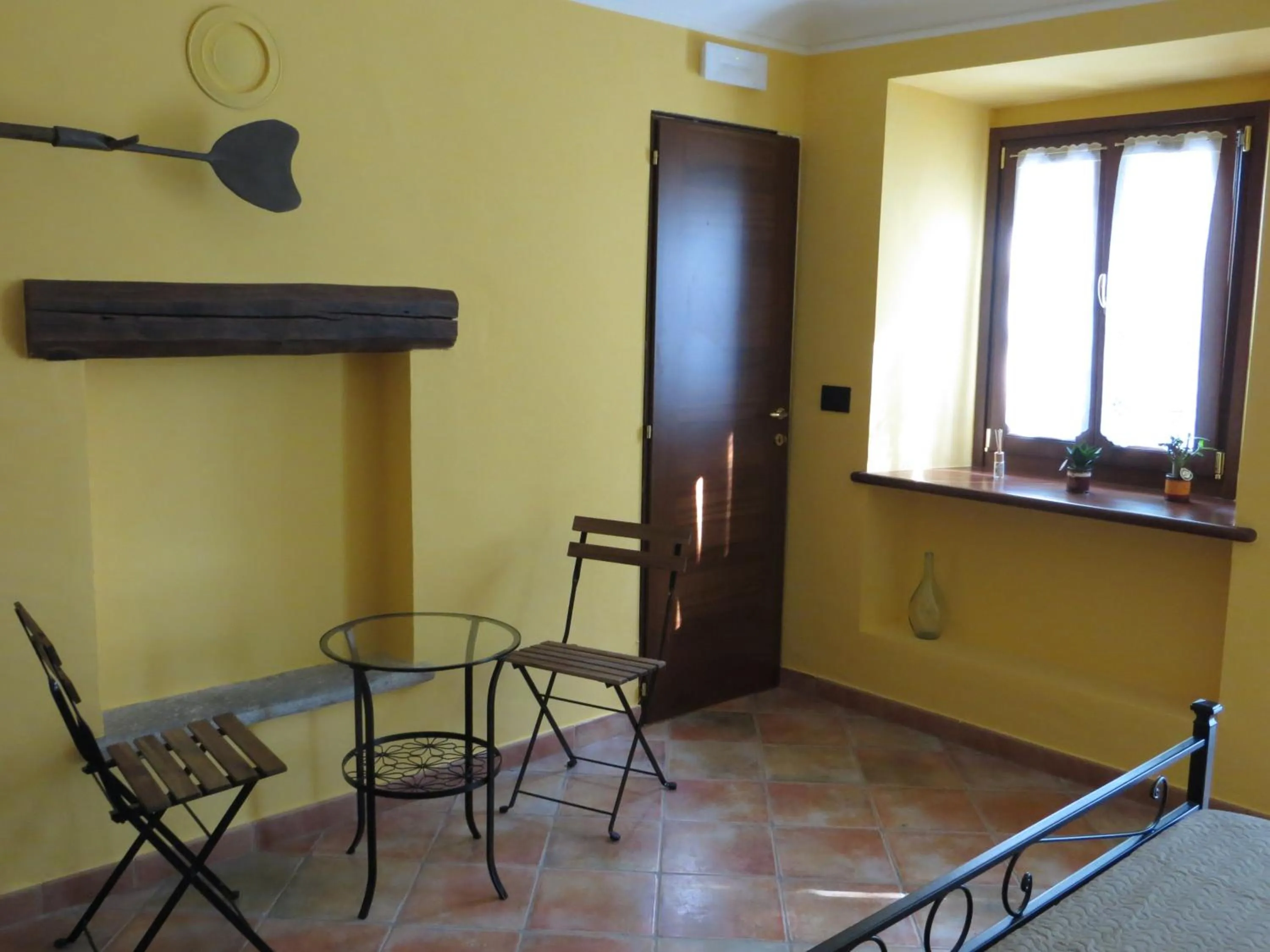 Photo of the whole room in La Bella Dormiente B&B