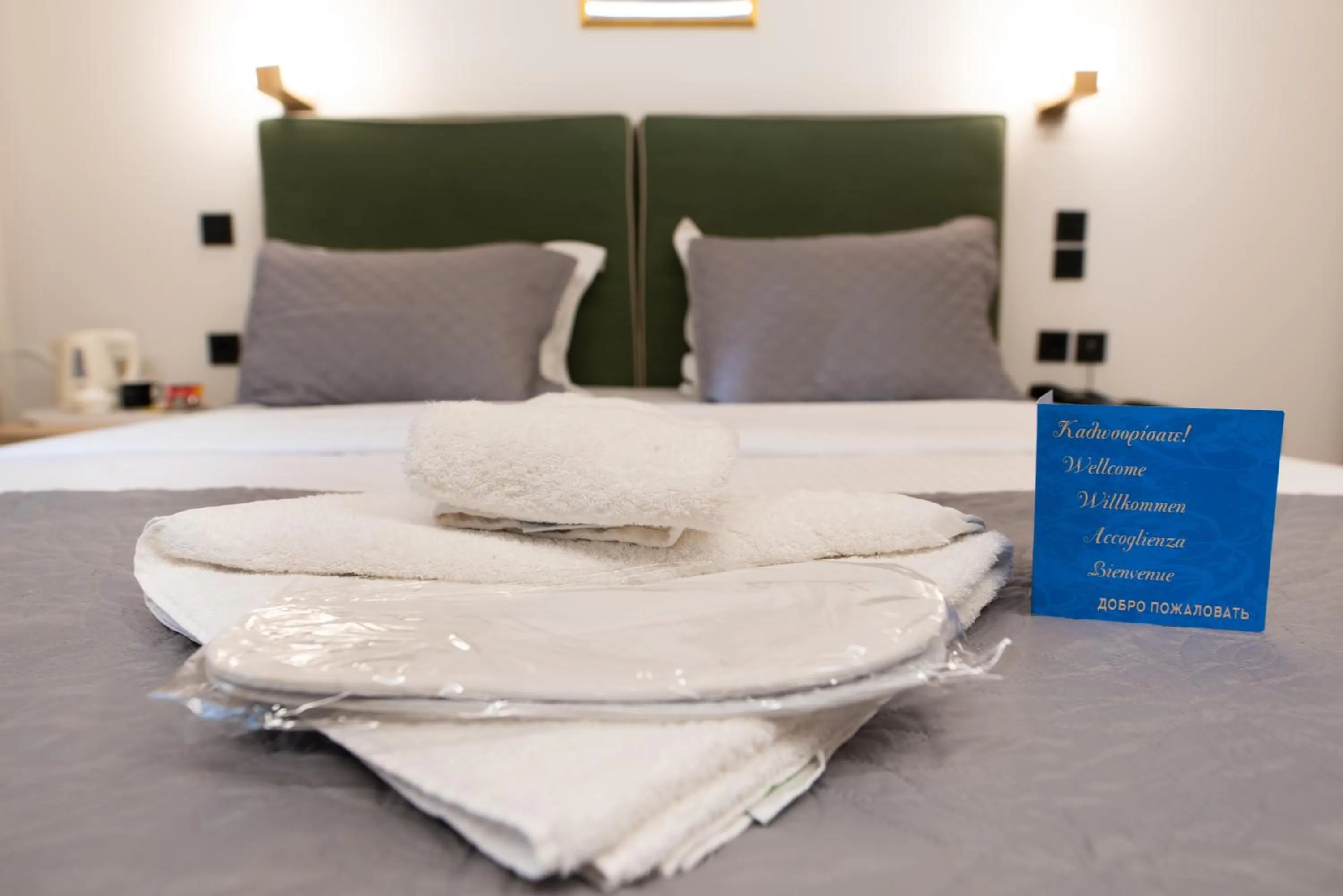 Bed in Anastazia Luxury Suites & Spa