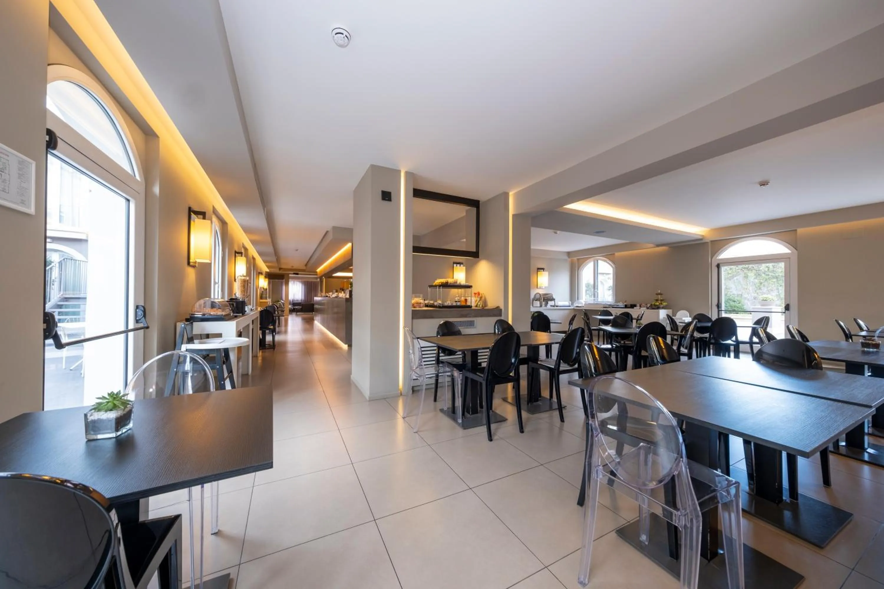 Breakfast in Airone City Hotel