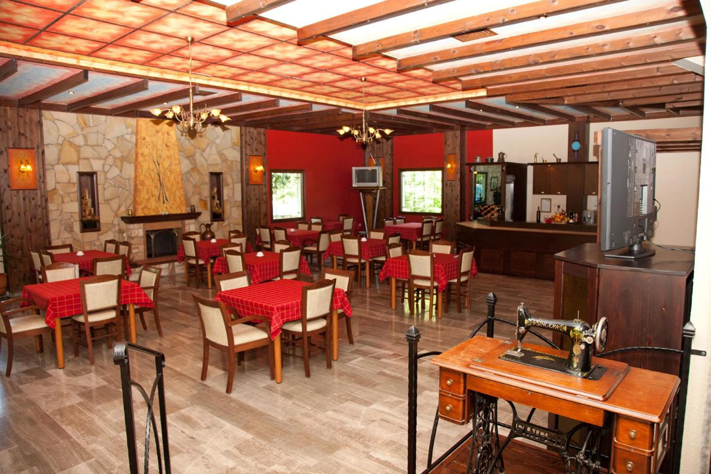 Banquet/Function facilities in Spanias Hotel