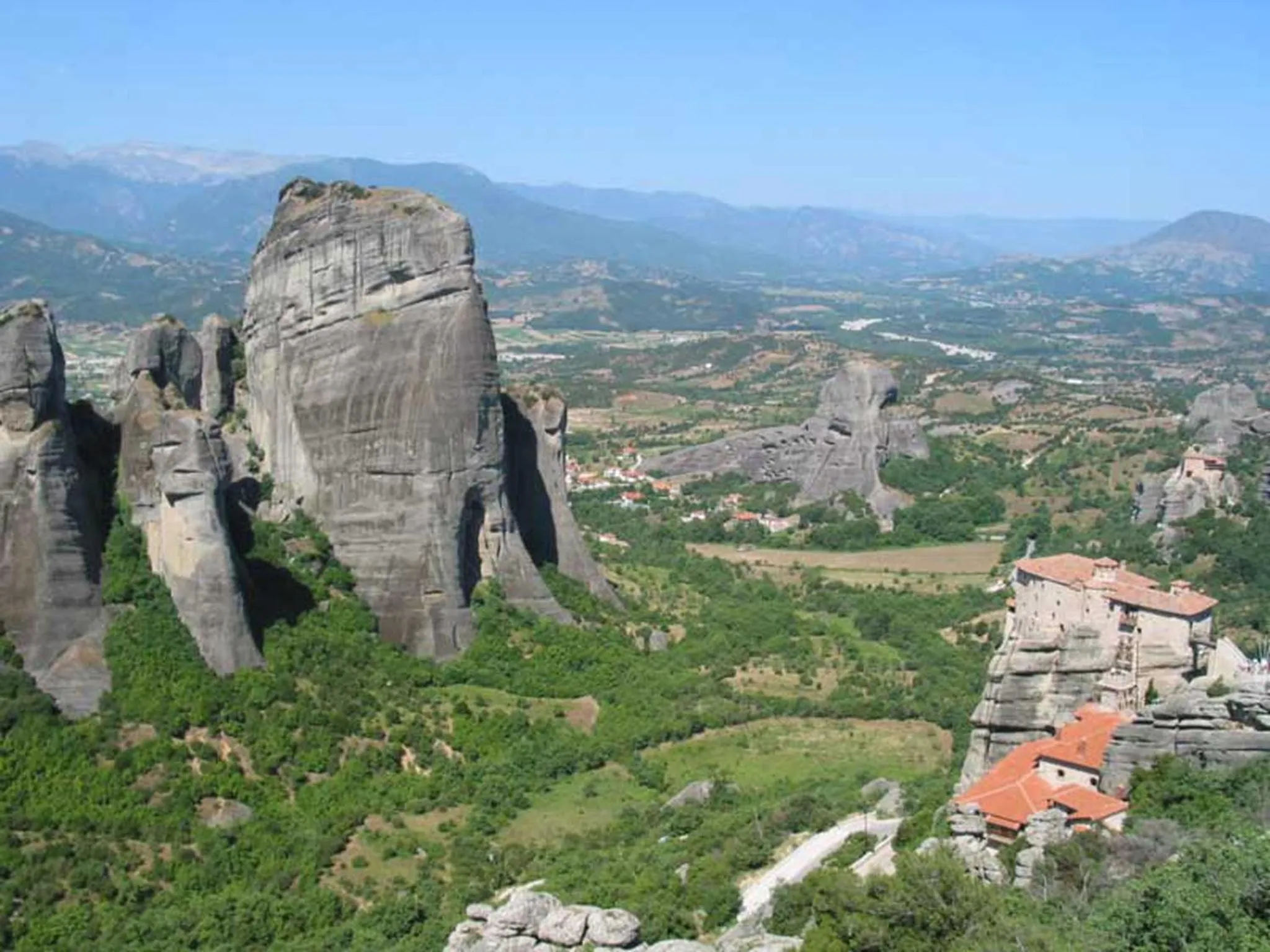 Nearby landmark in Spanias Hotel