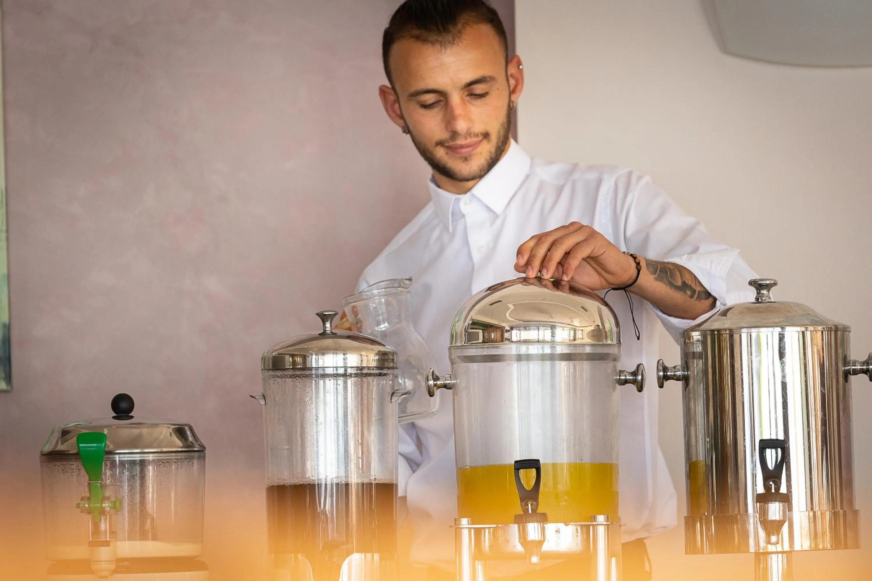 Breakfast in Golden View