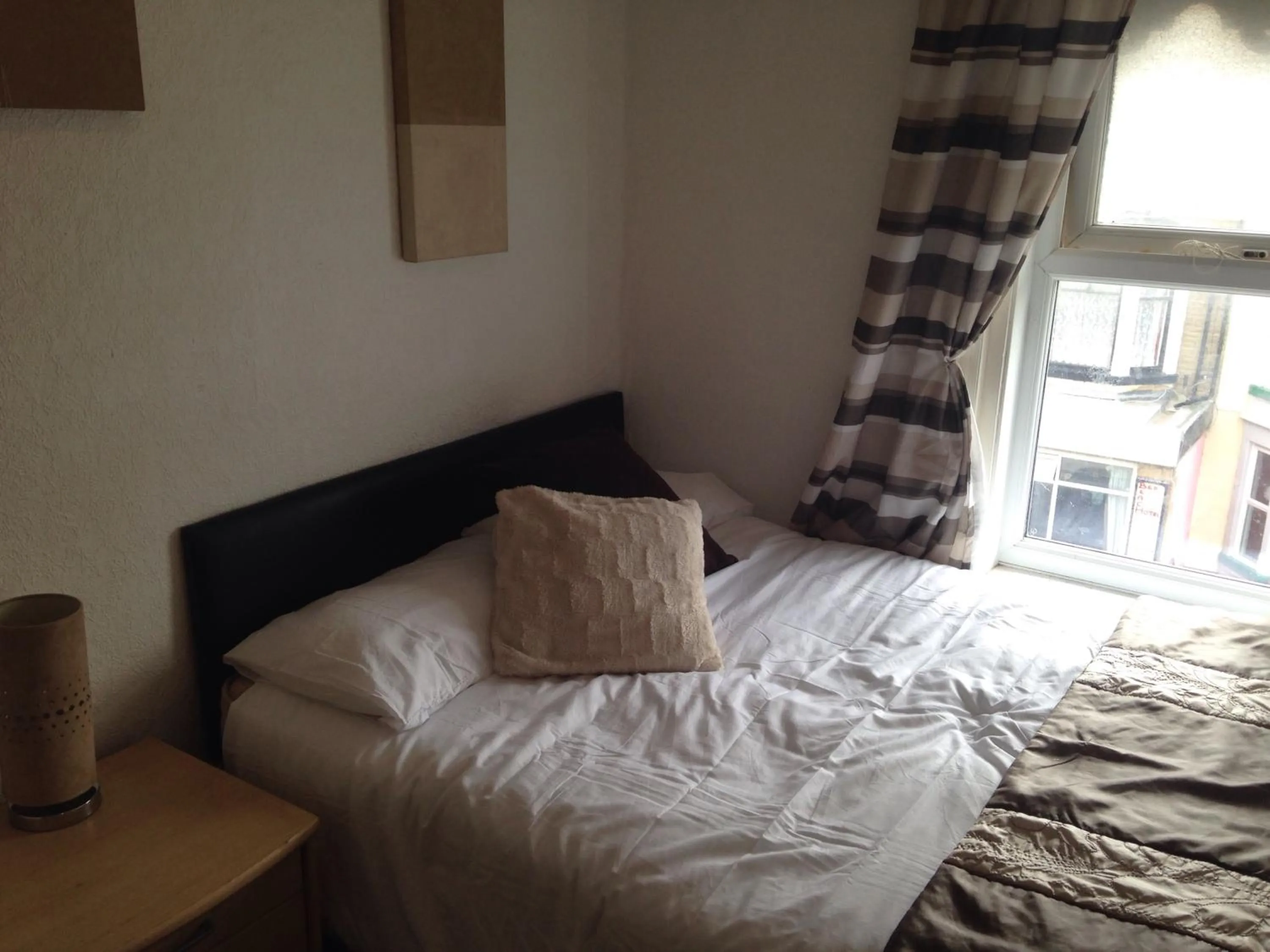 Bed in The Driftwood Hotel