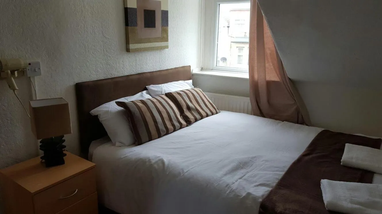 Property building, Bed in The Driftwood Hotel