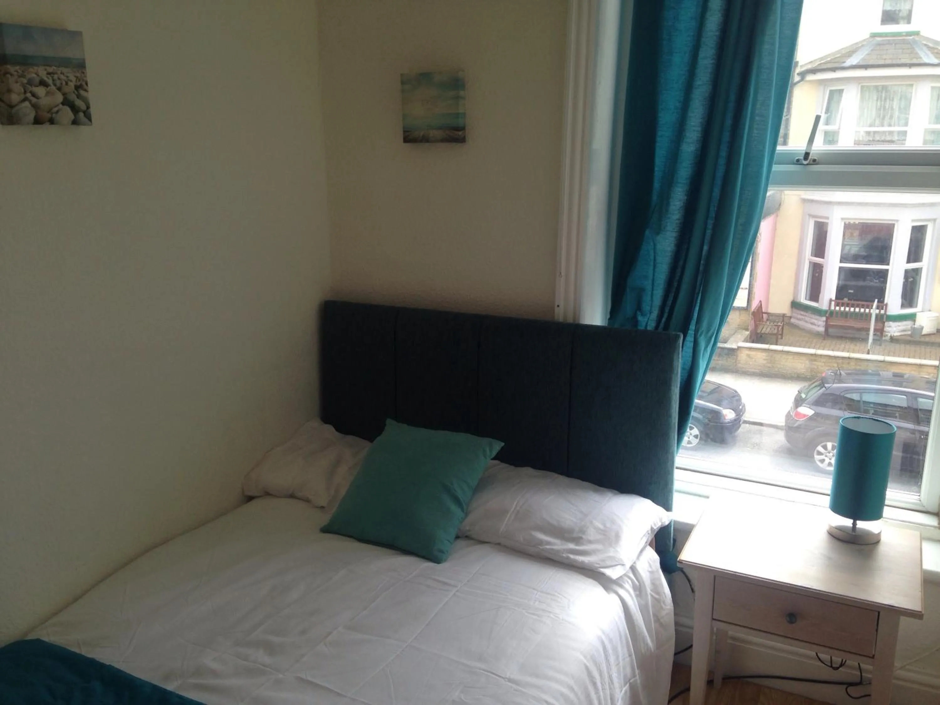 Bed in The Driftwood Hotel