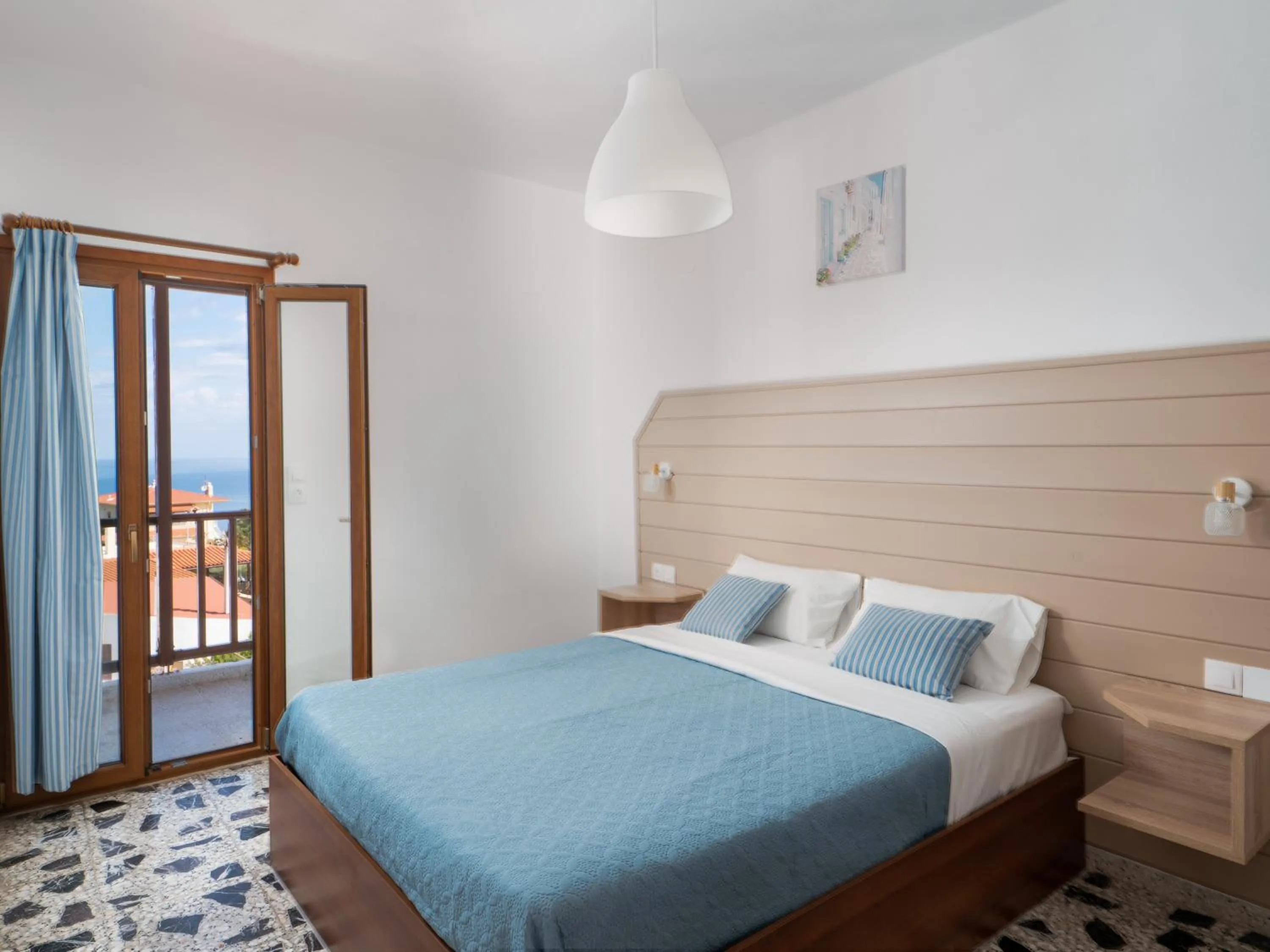 Bed in Spiros-Soula Family Hotel & Apartments