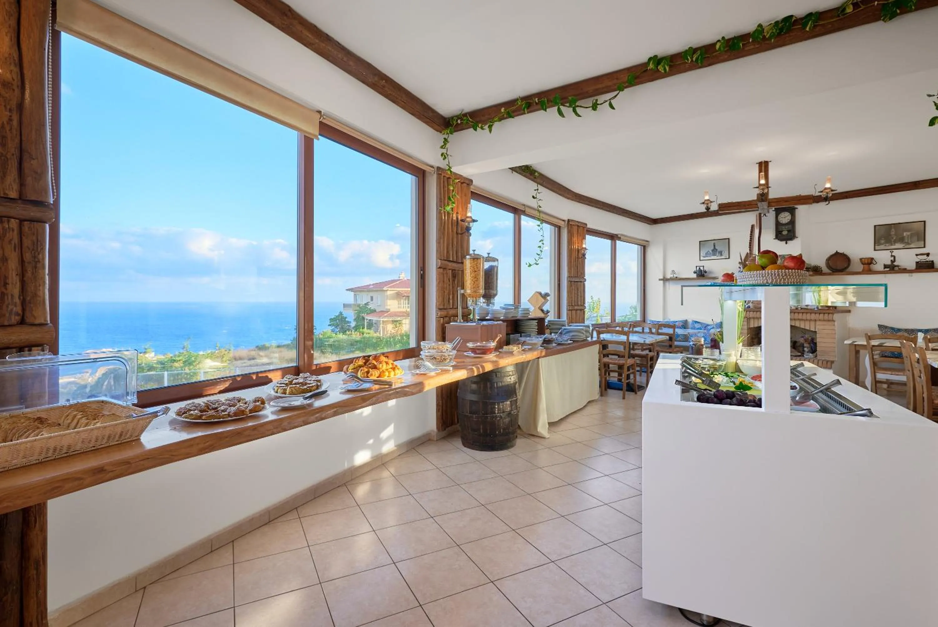 Breakfast in Spiros-Soula Family Hotel & Apartments