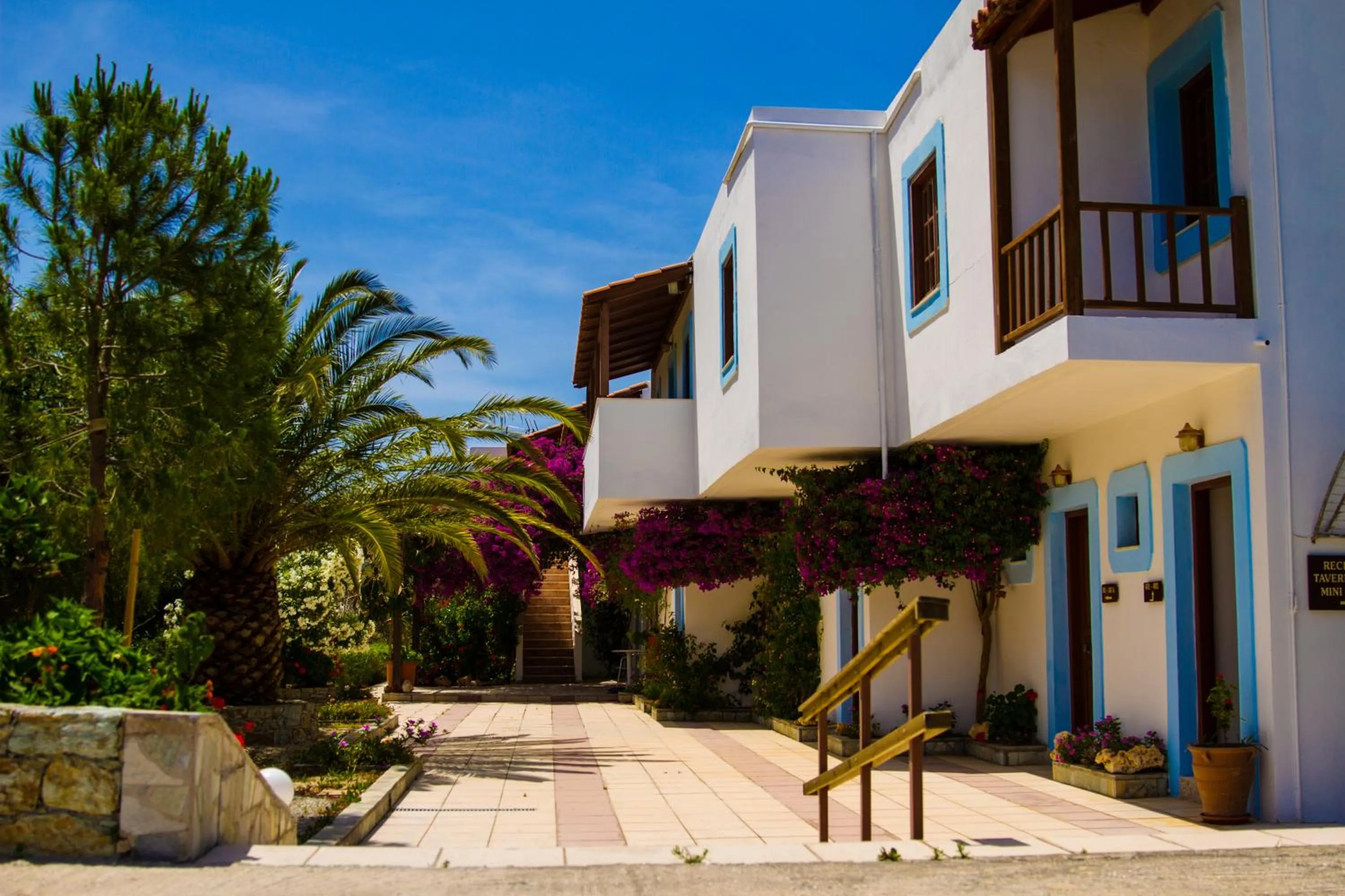 Spiros-Soula Family Hotel & Apartments