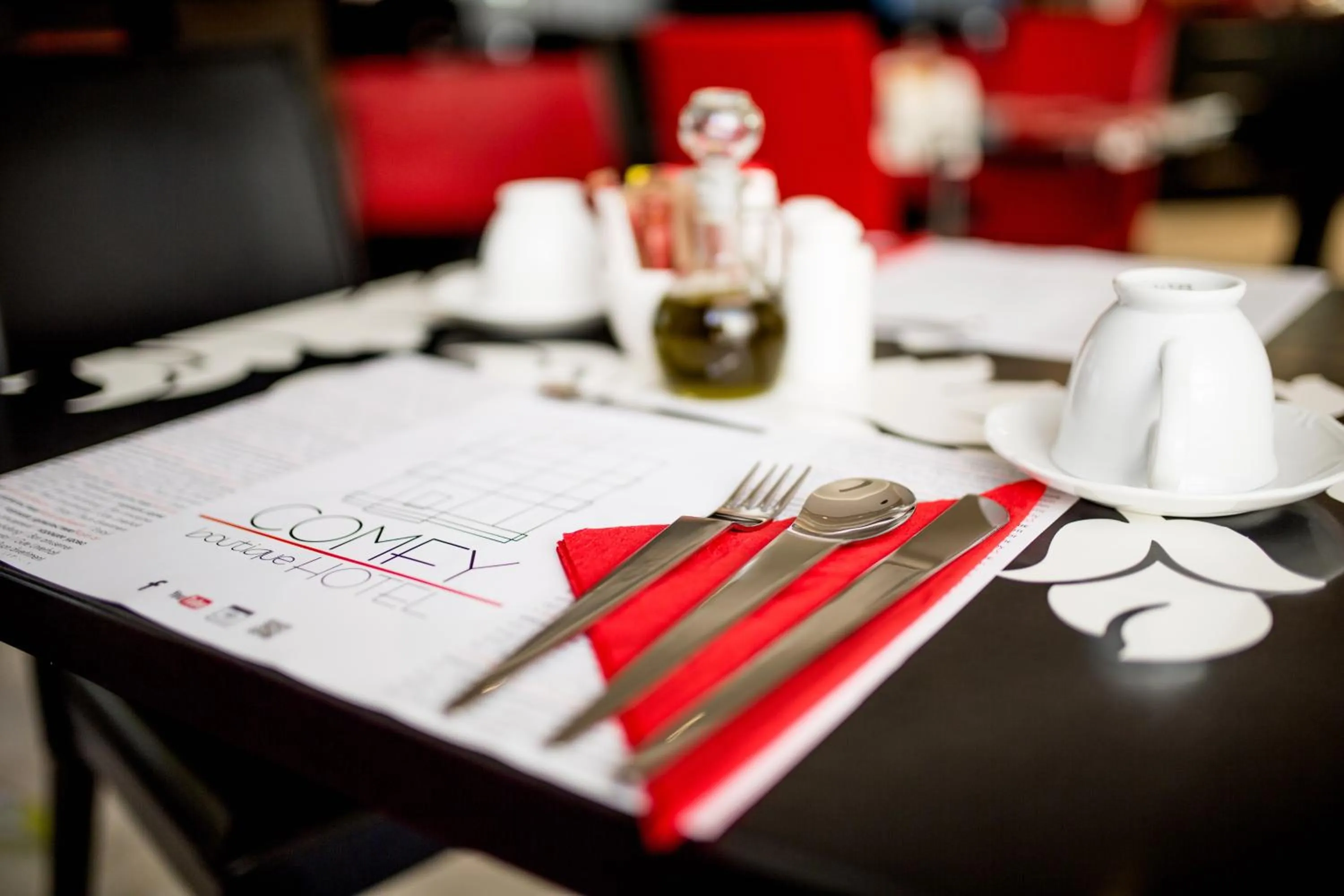 Restaurant/places to eat in Comfy Boutique Hotel