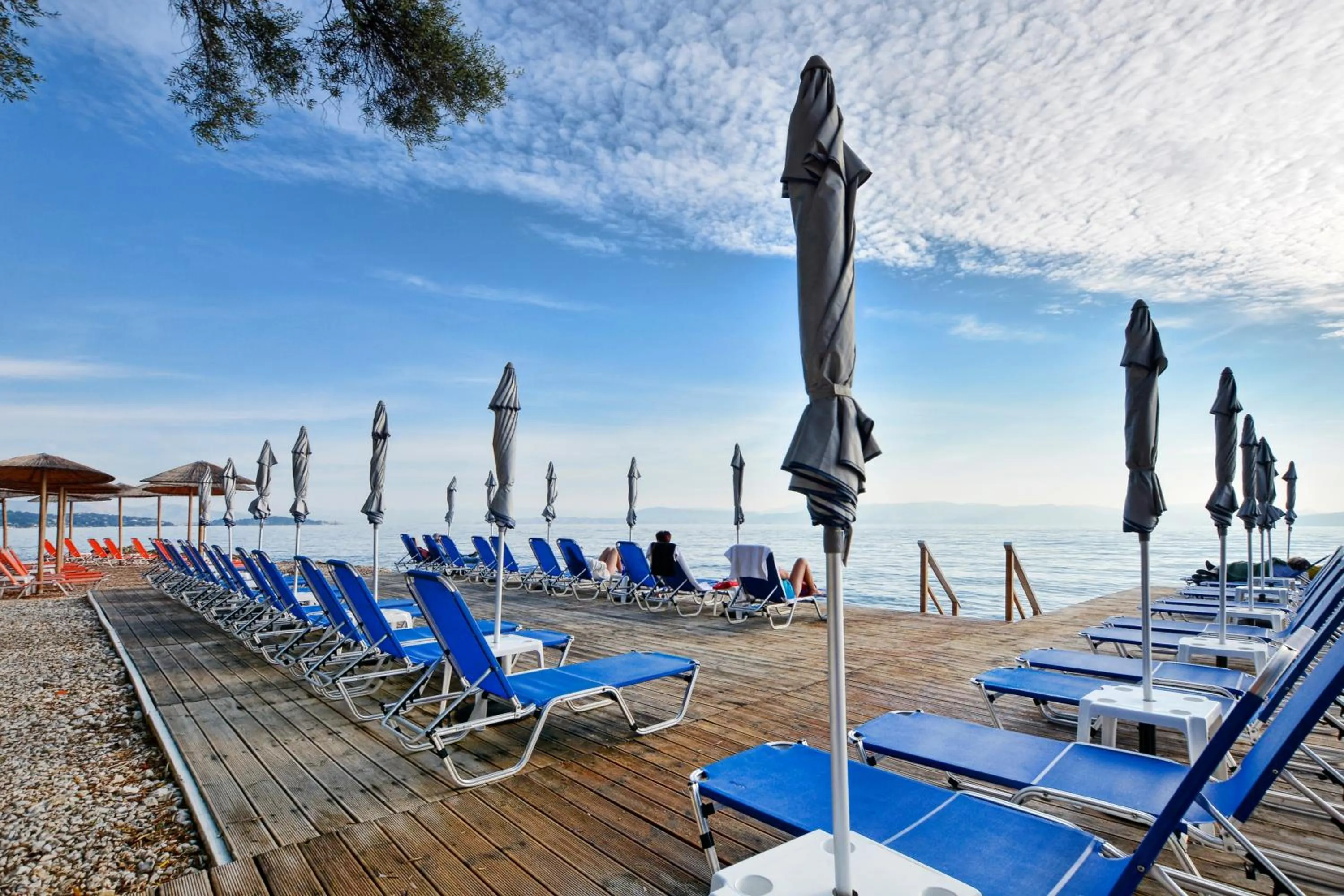 Beach in Lido Corfu Sun Hotel 4 Stars All-inclusive