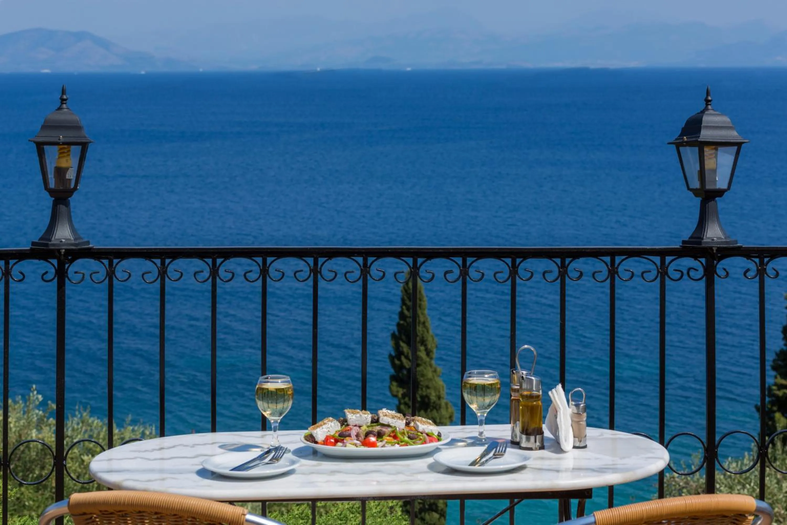 Restaurant/places to eat in Lido Corfu Sun Hotel 4 Stars All-inclusive