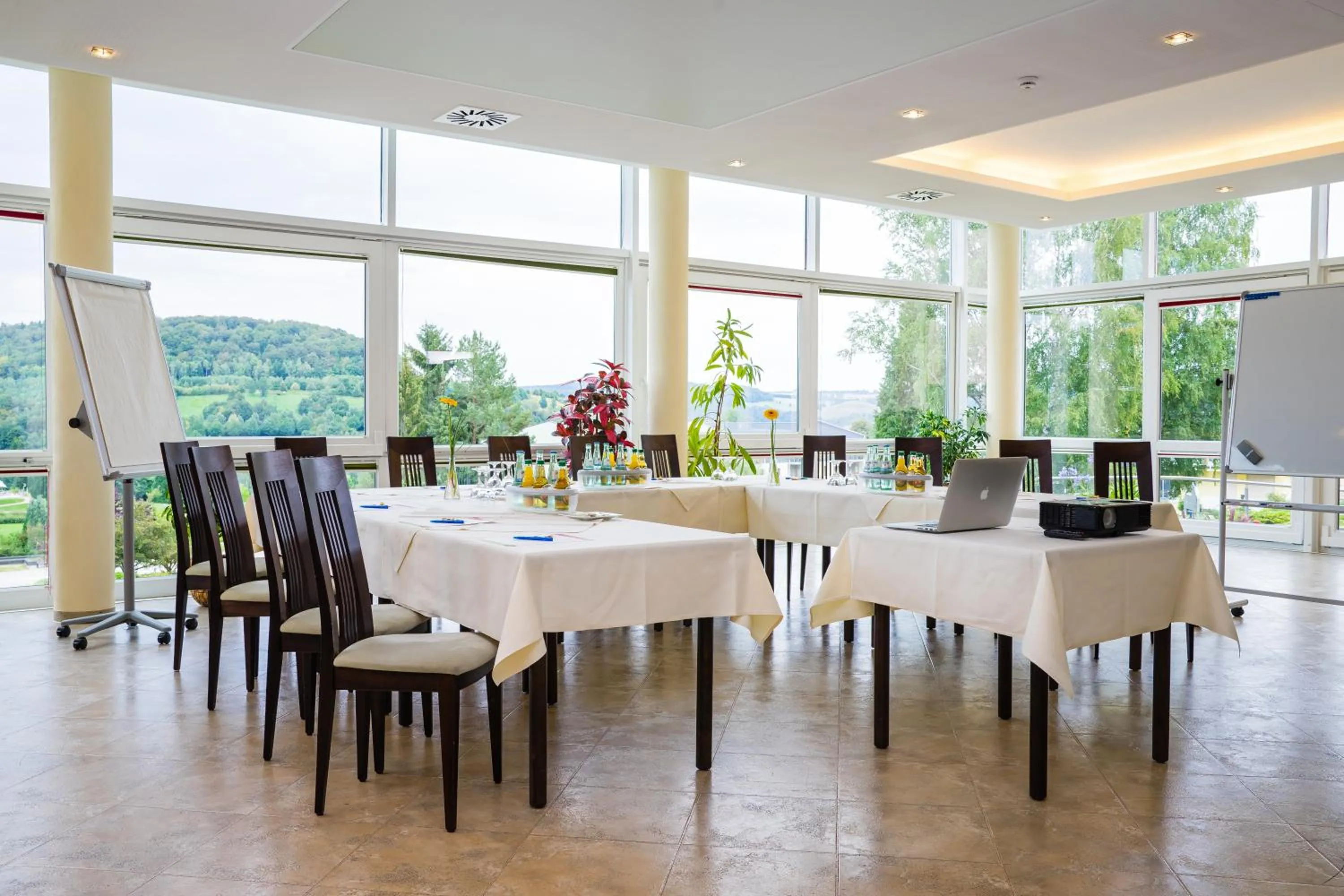 Restaurant/places to eat in Kurhotel Bad Schlema