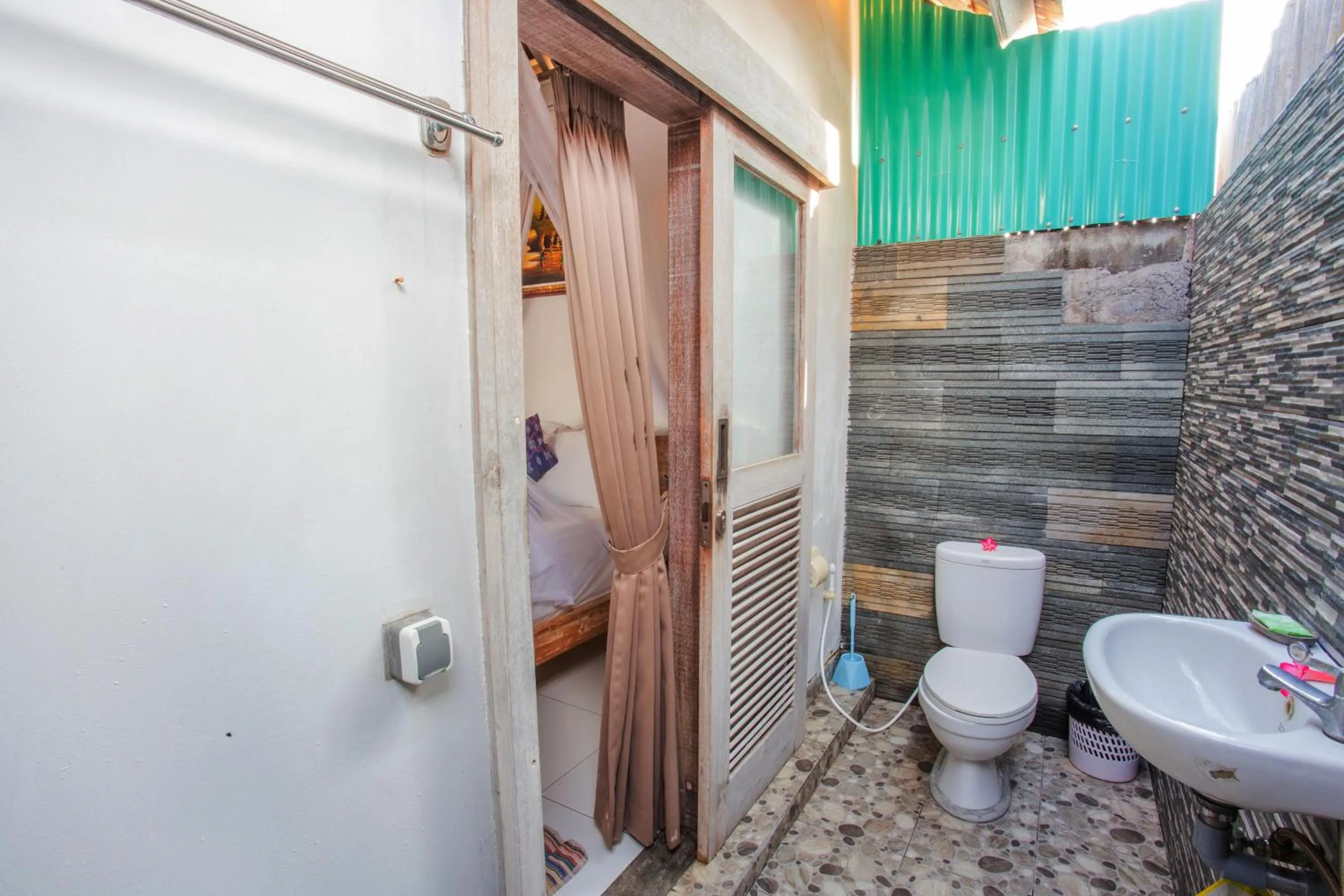 Shower in Svaha Private Villas Ceningan