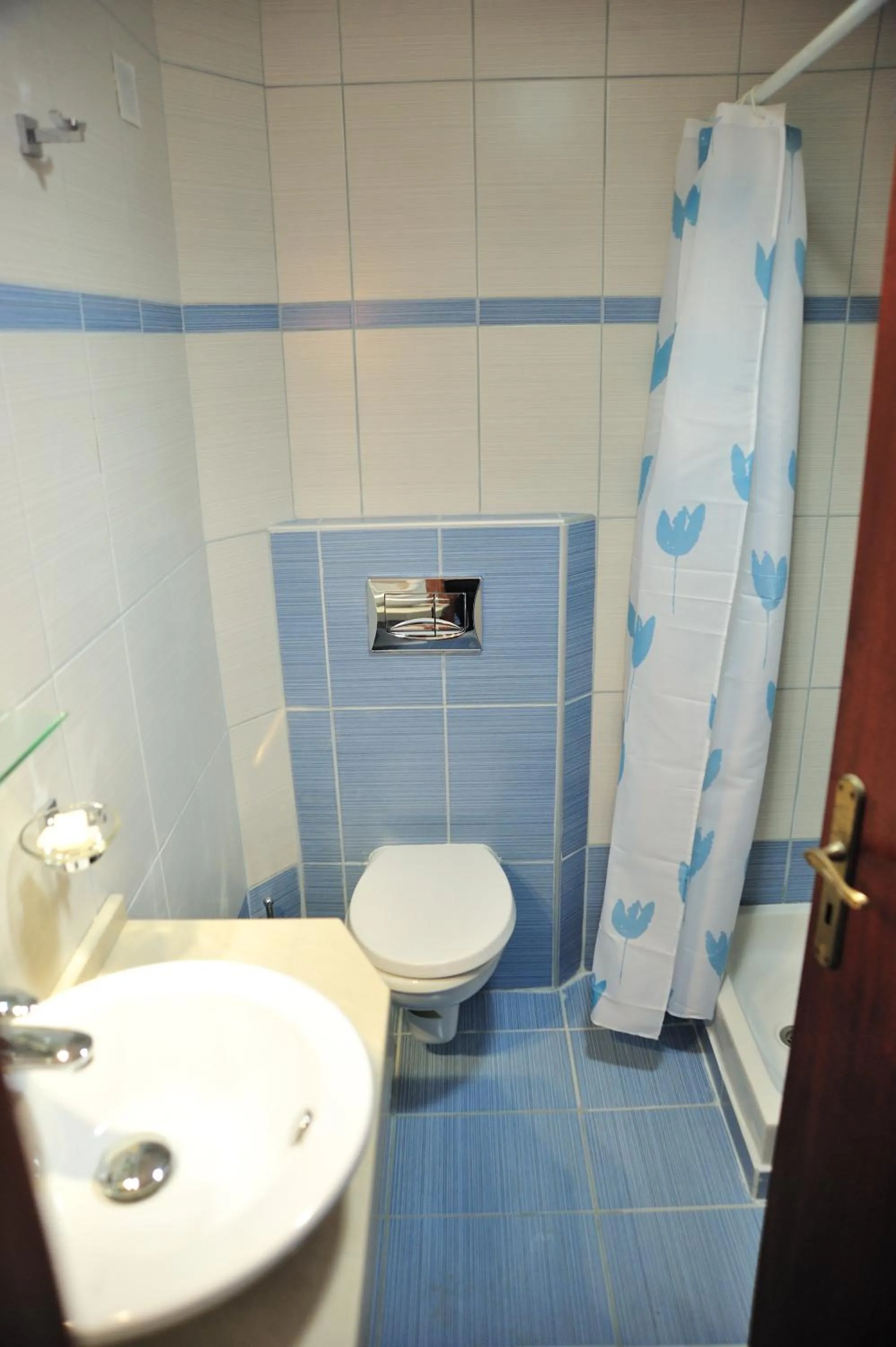 Toilet in Creta Mare Hotel