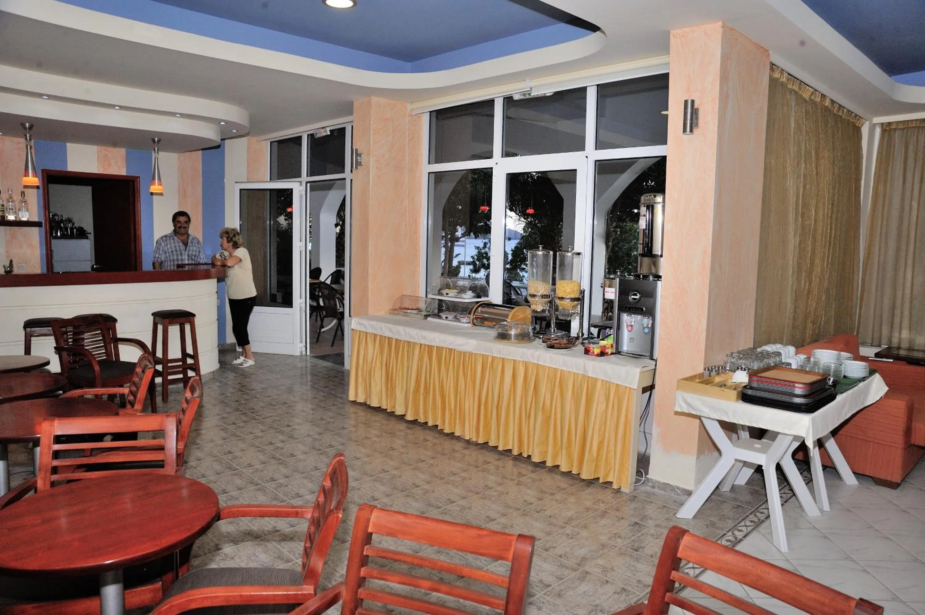 Restaurant/places to eat in Creta Mare Hotel